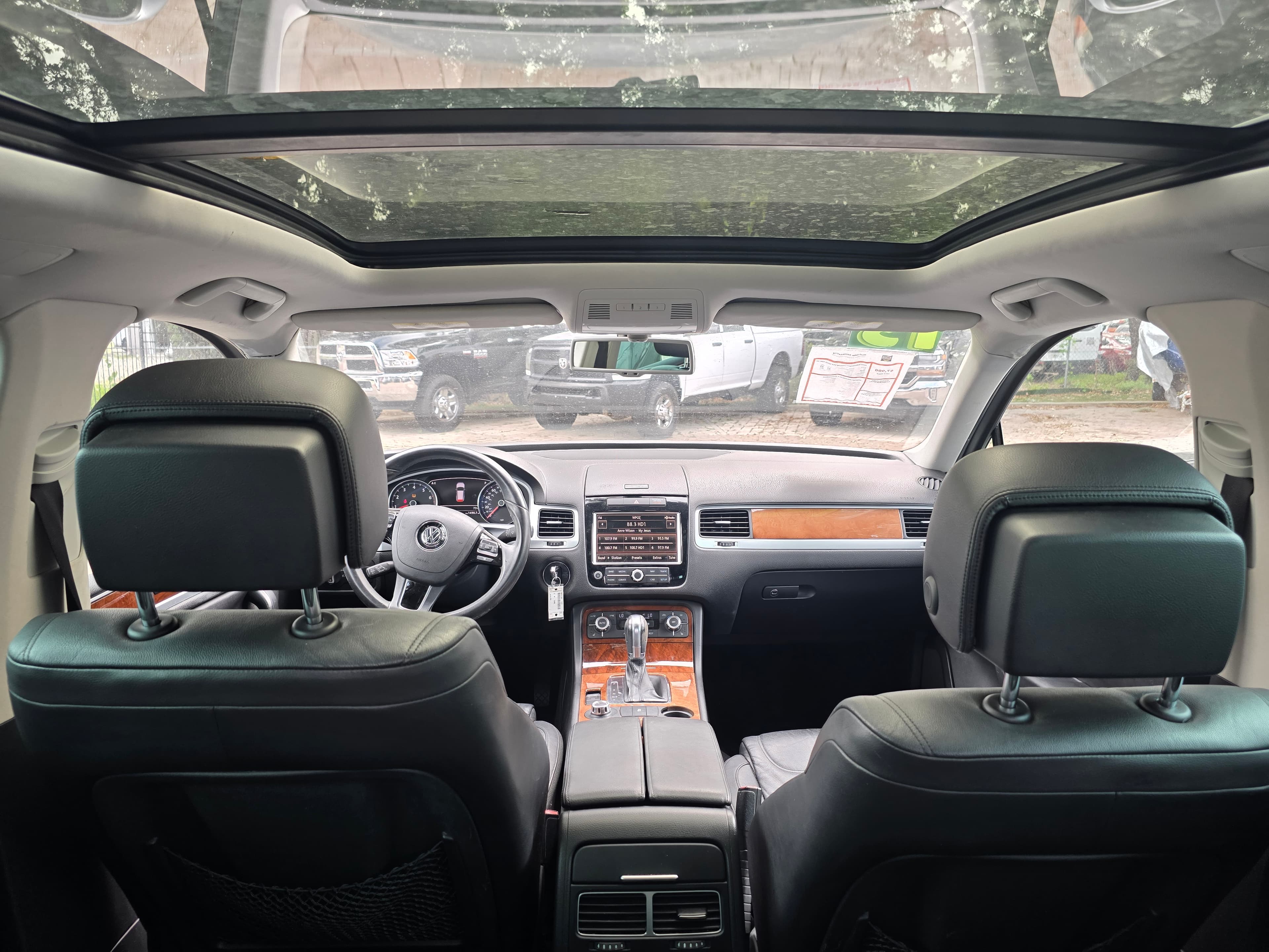 2013 Volkswagen Touareg thumbnail 12