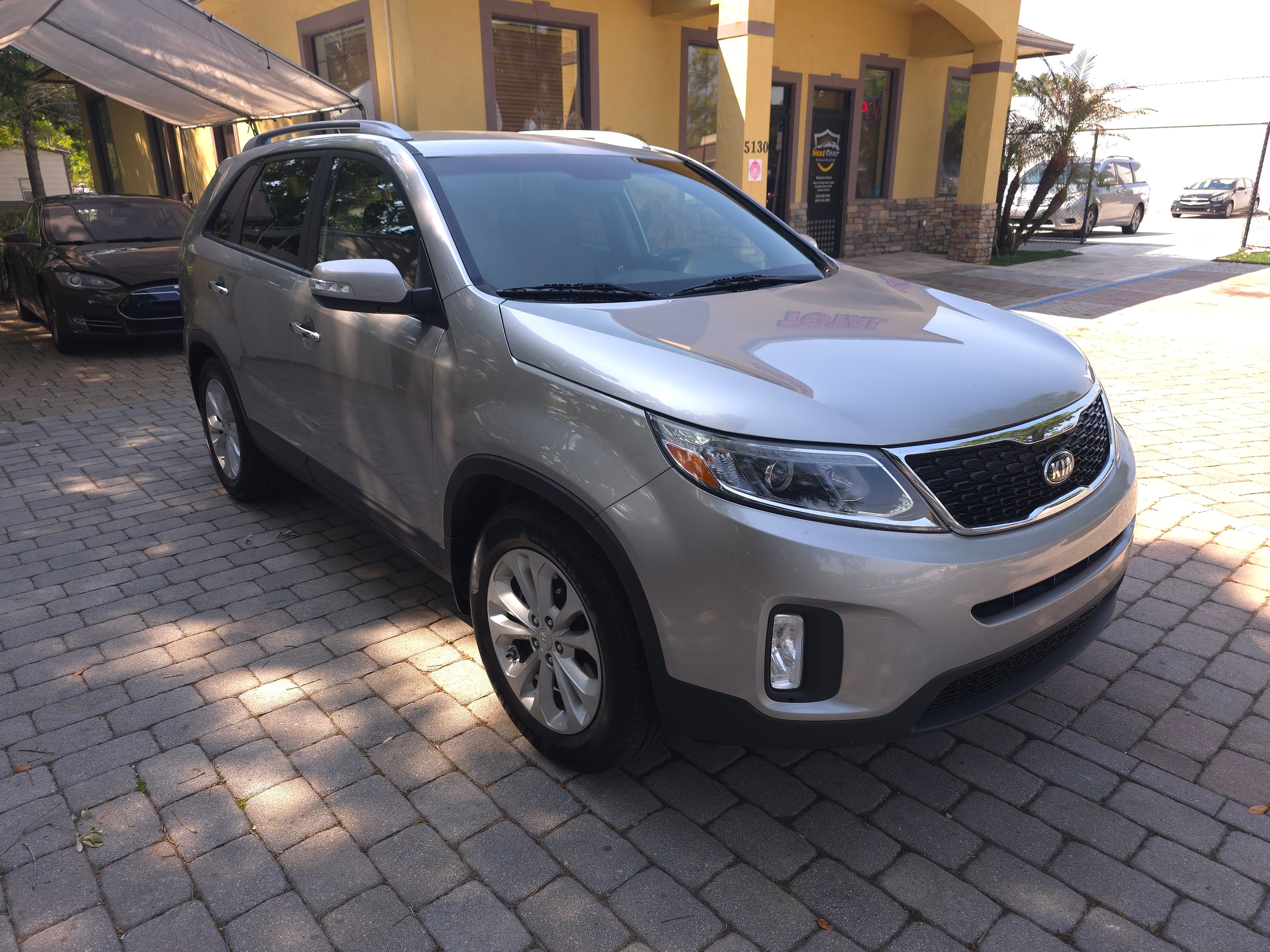 2015 Kia Sorento thumbnail 16