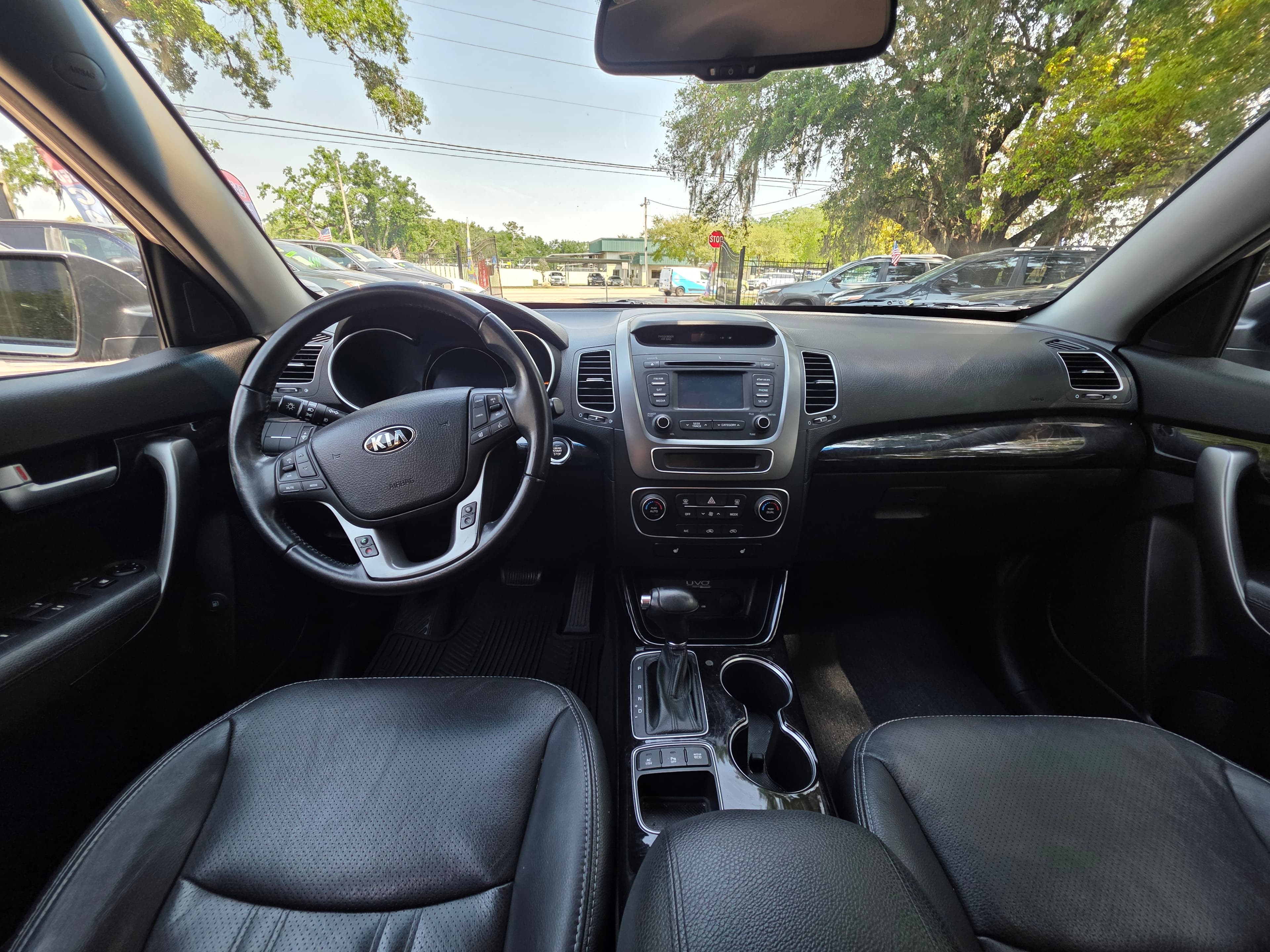 2015 Kia Sorento thumbnail 6