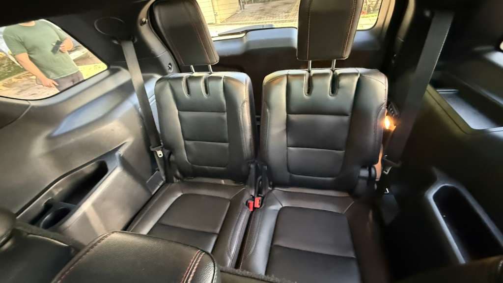 2016 Ford Explorer thumbnail 12