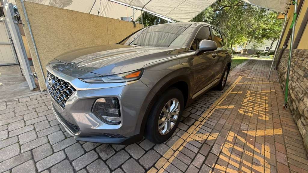 2020 Hyundai Santa Fe thumbnail 4