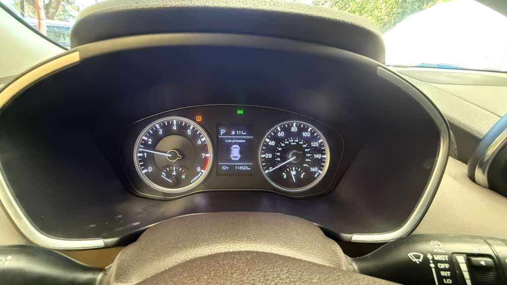 2020 Hyundai Santa Fe thumbnail 17