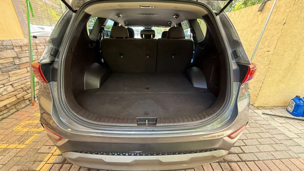 2020 Hyundai Santa Fe thumbnail 22