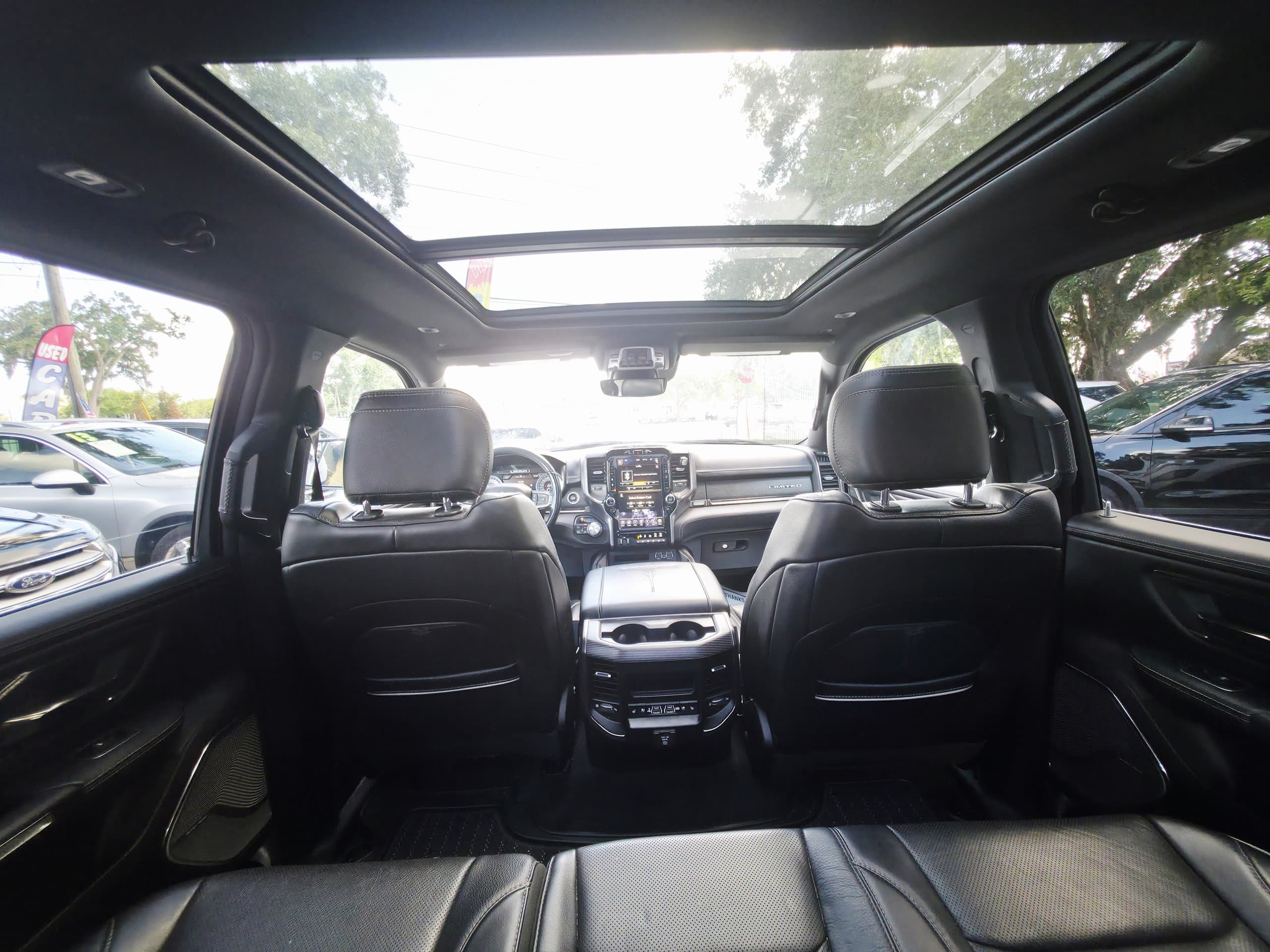2020 RAM 1500 thumbnail 18