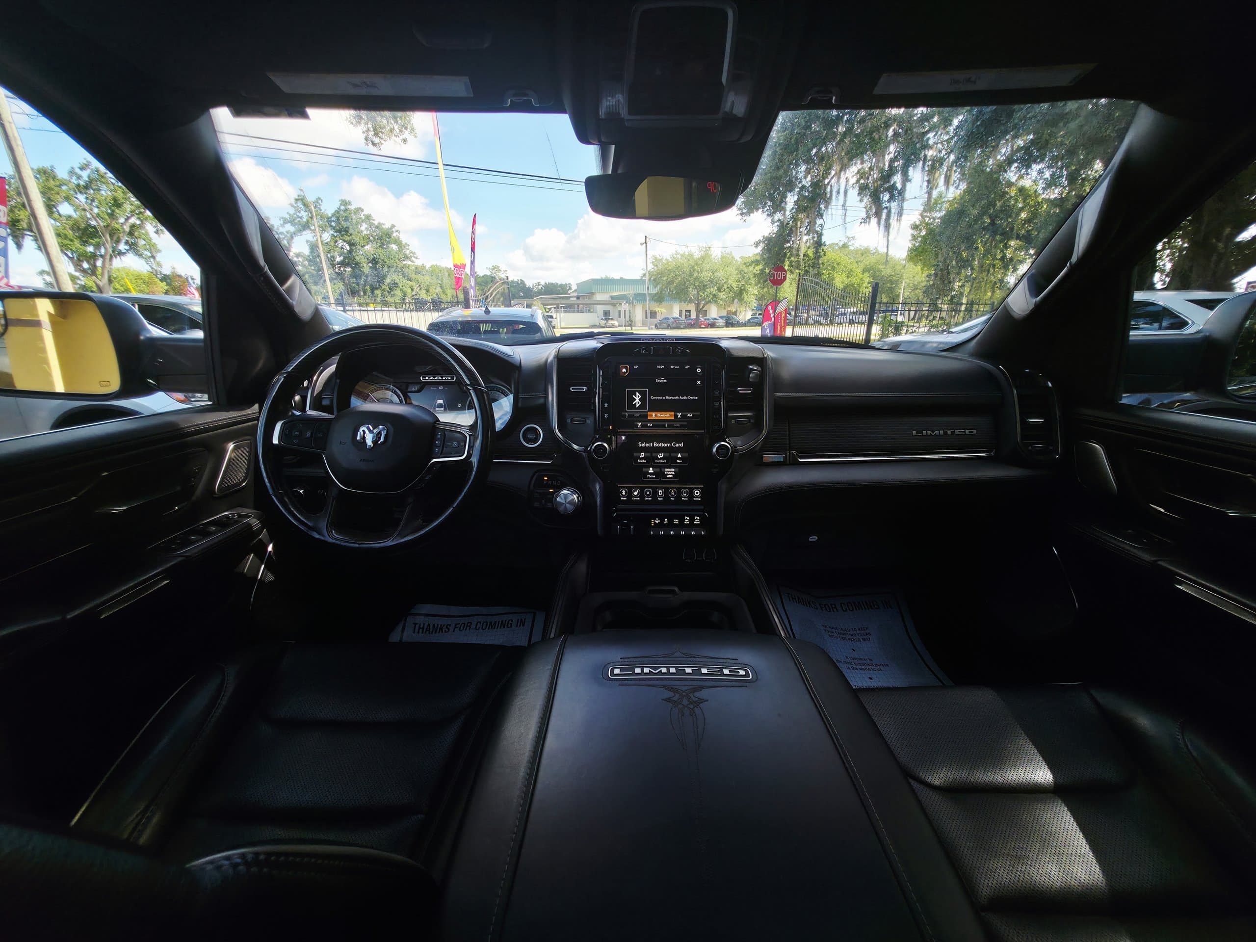 2020 RAM 1500 thumbnail 23