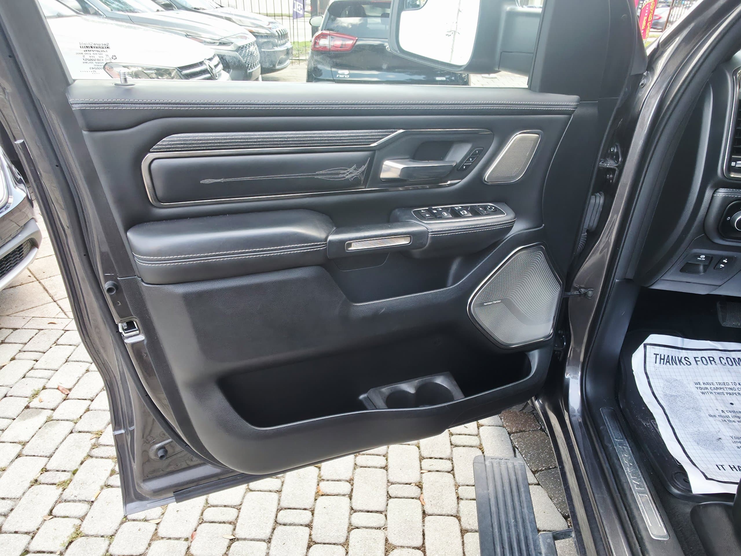 2020 RAM 1500 thumbnail 27