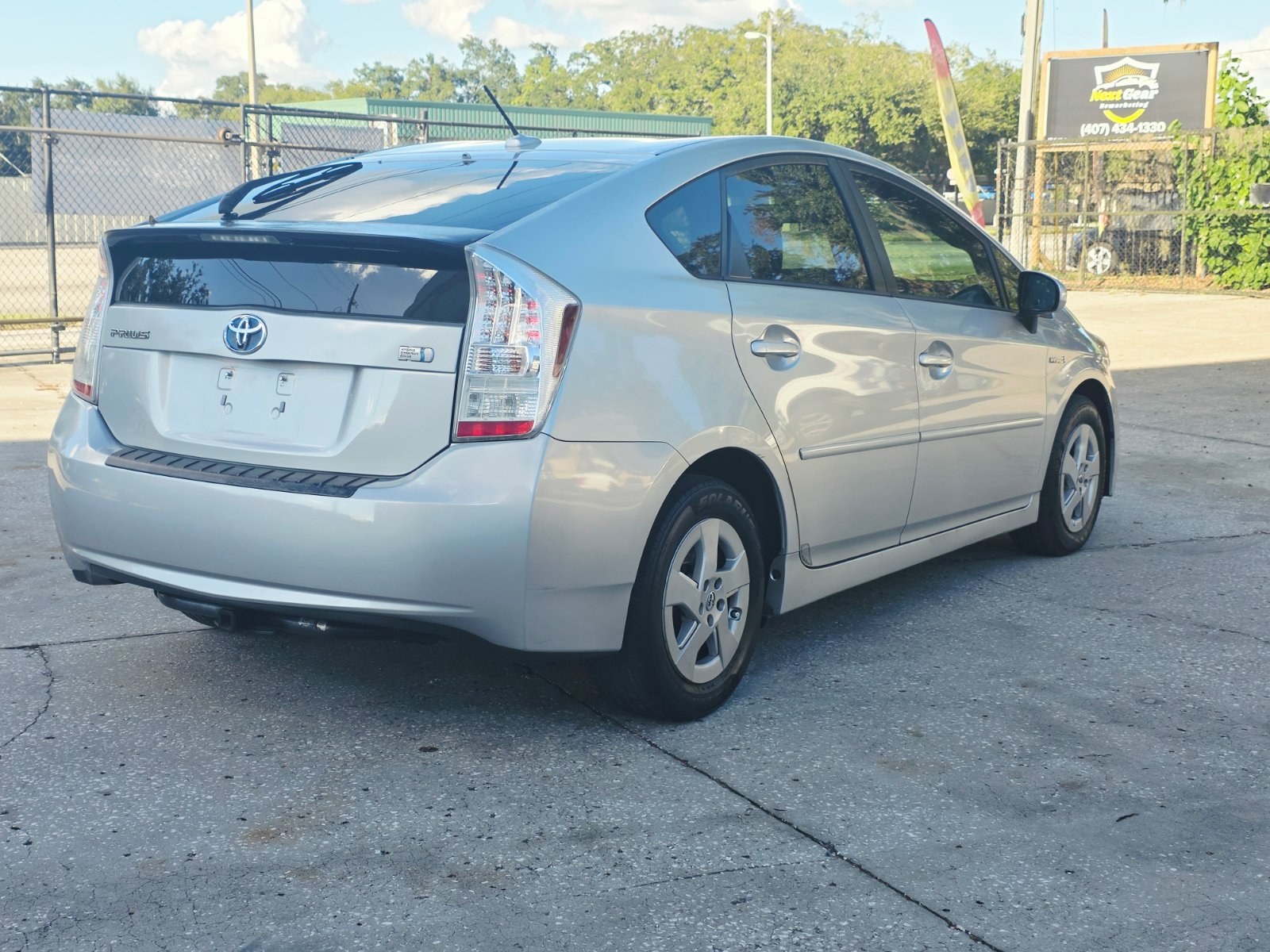 2010 Toyota Prius thumbnail 6