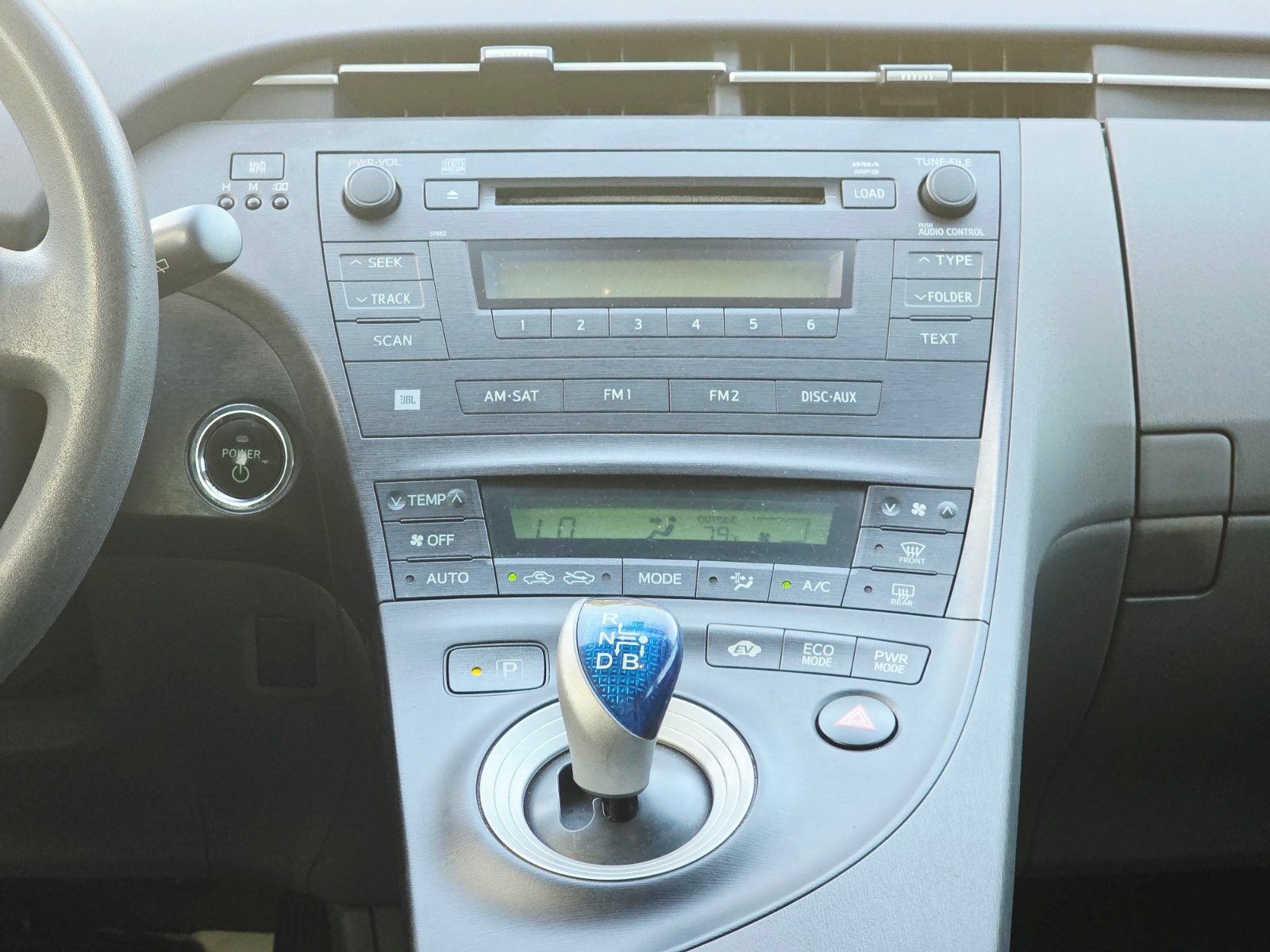 2010 Toyota Prius thumbnail 13