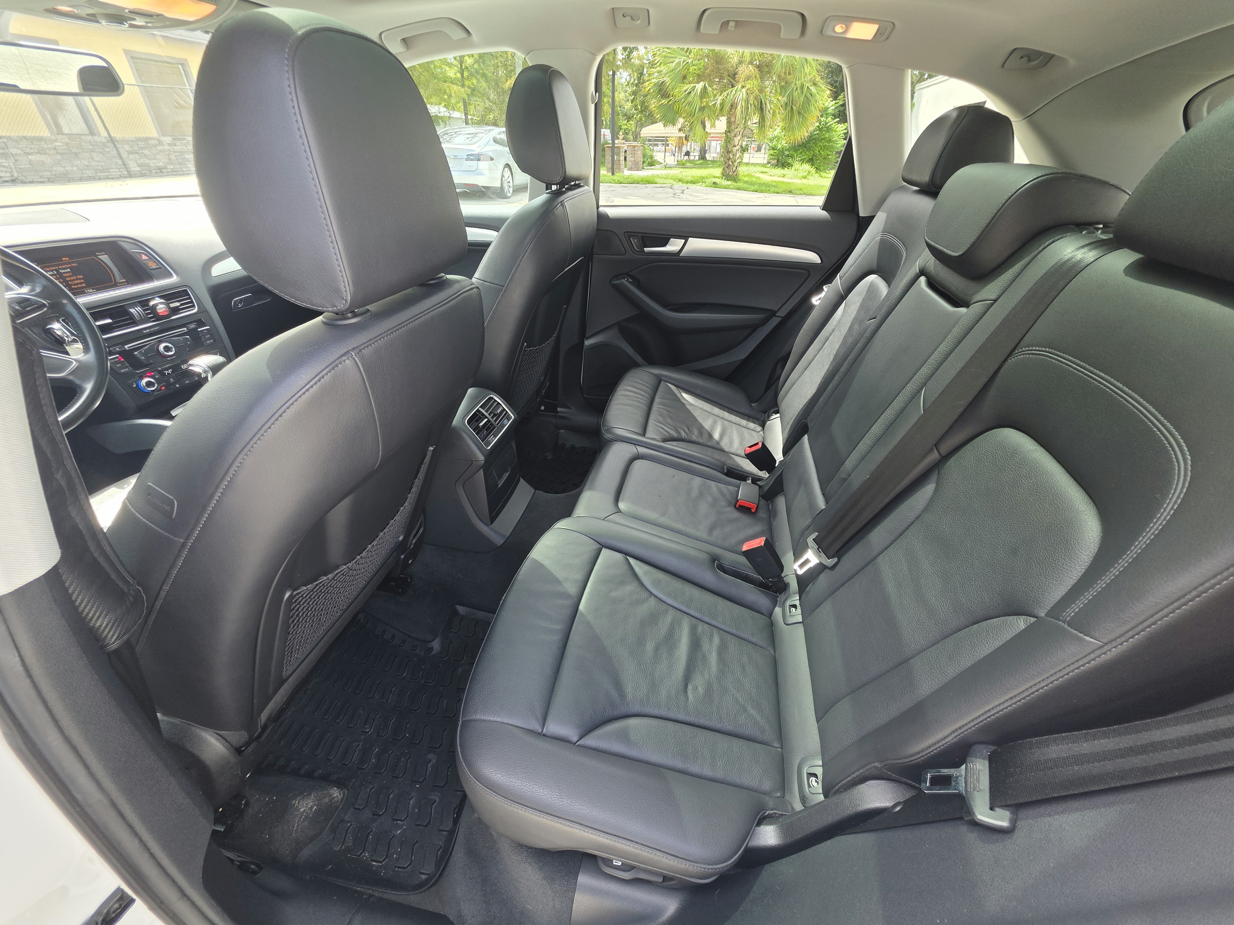 2013 Audi Q5 thumbnail 17