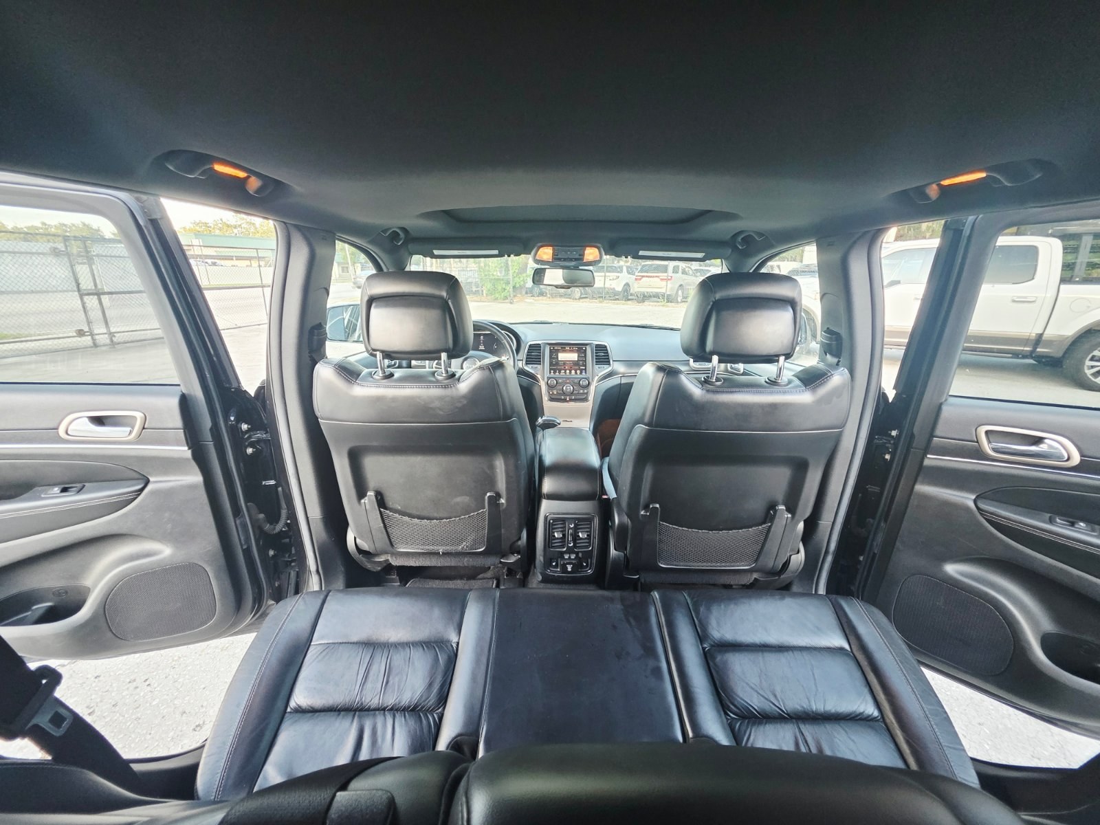 2014 Jeep Grand Cherokee thumbnail 9