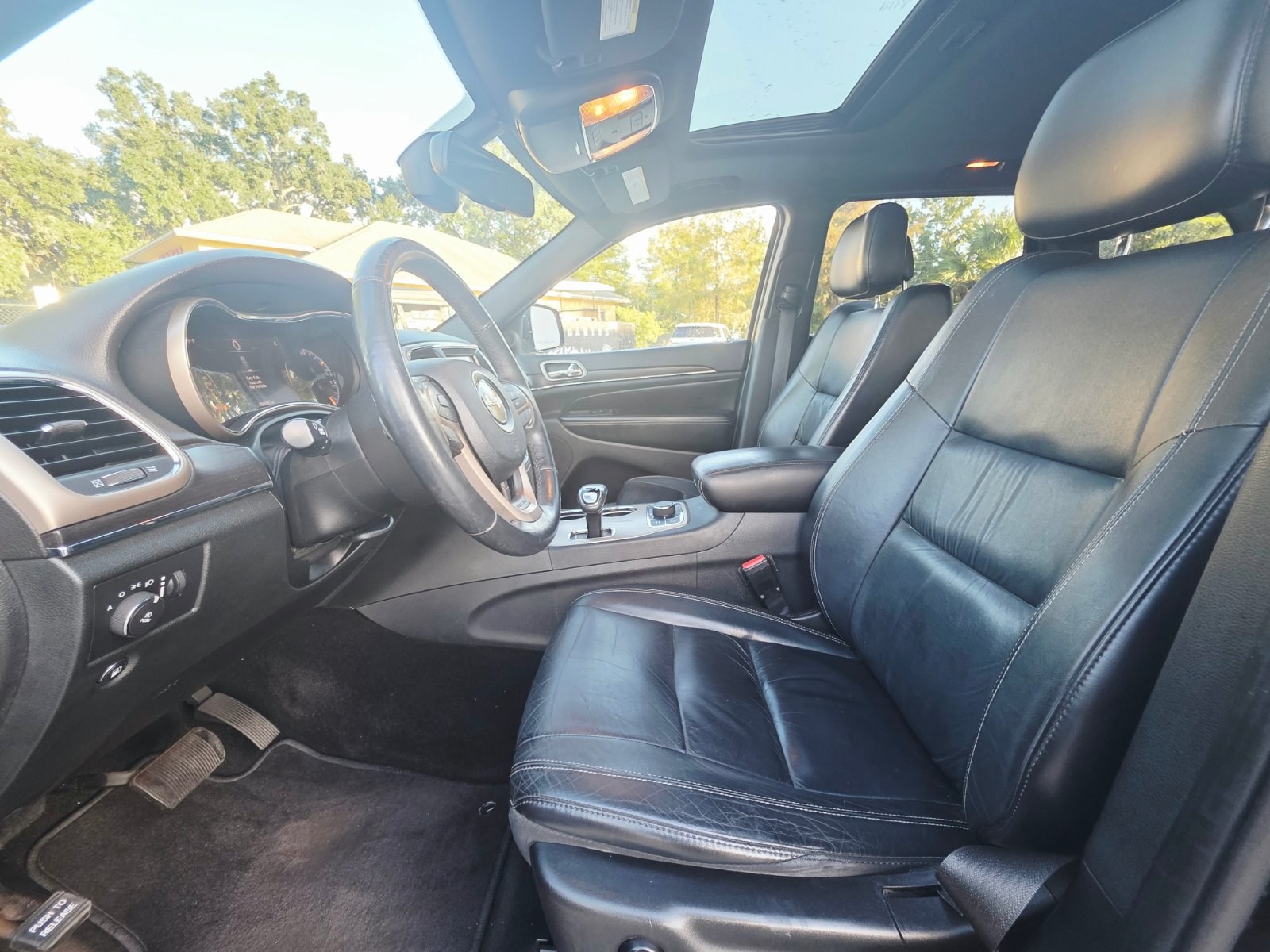 2014 Jeep Grand Cherokee thumbnail 17