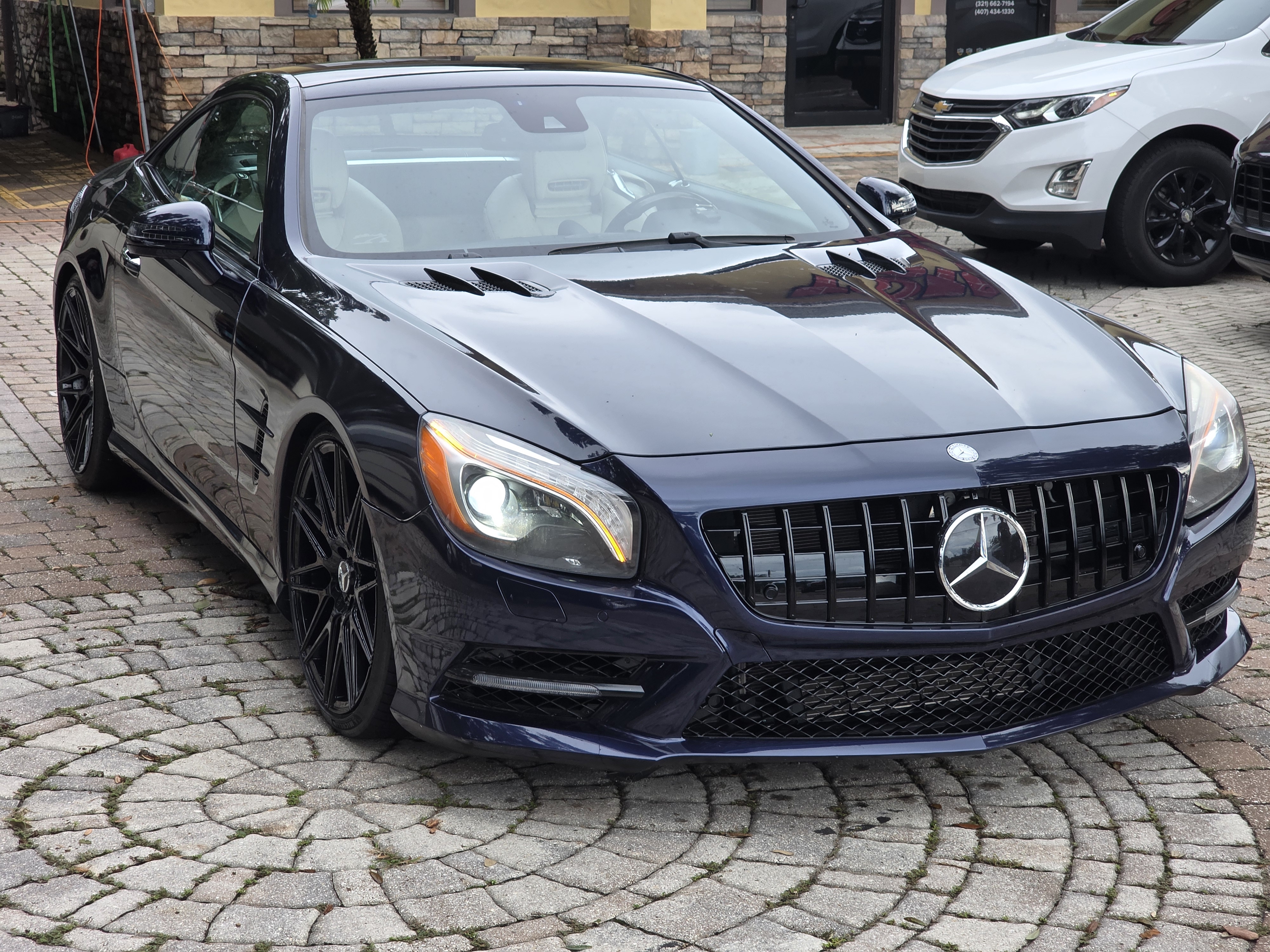 2014 Mercedes-Benz SL 550 thumbnail 4