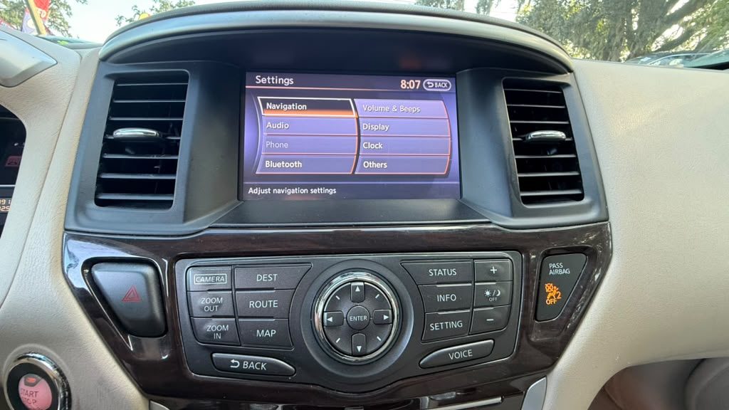 2014 Nissan Pathfinder thumbnail 13