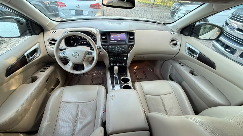 2014 Nissan Pathfinder thumbnail 8
