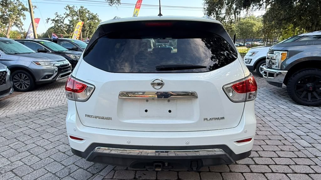 2014 Nissan Pathfinder thumbnail 6