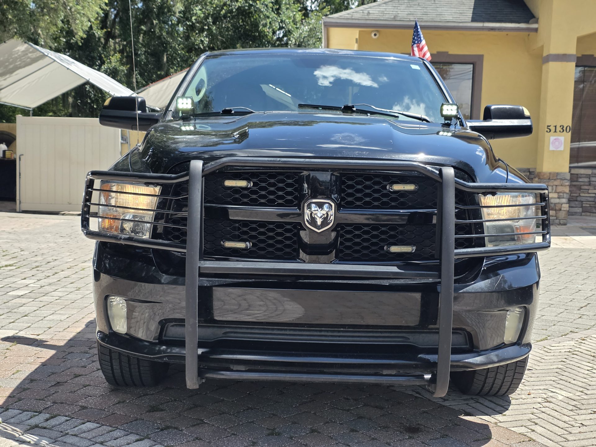 2014 Ram 1500 thumbnail 3