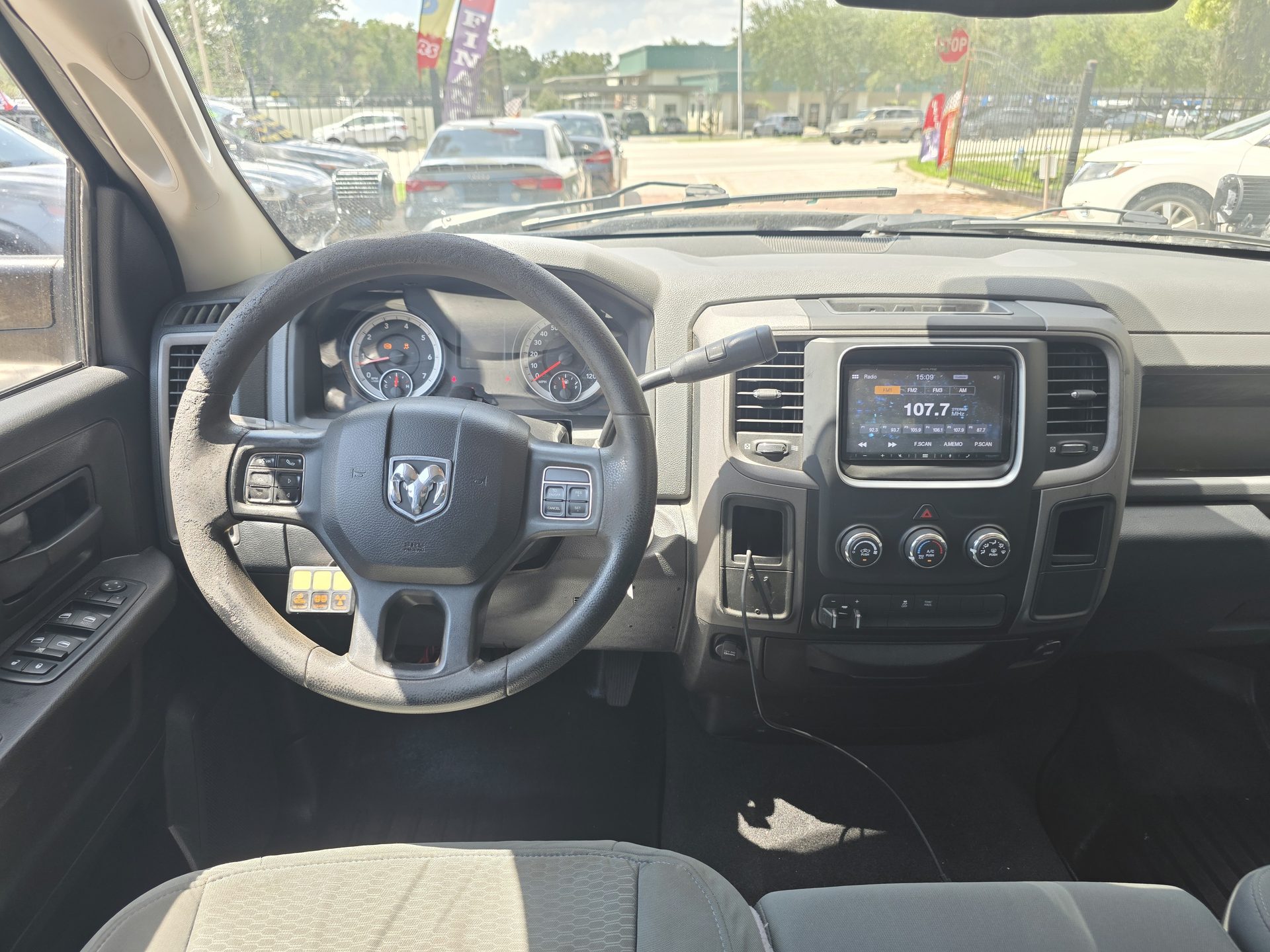 2014 Ram 1500 thumbnail 14