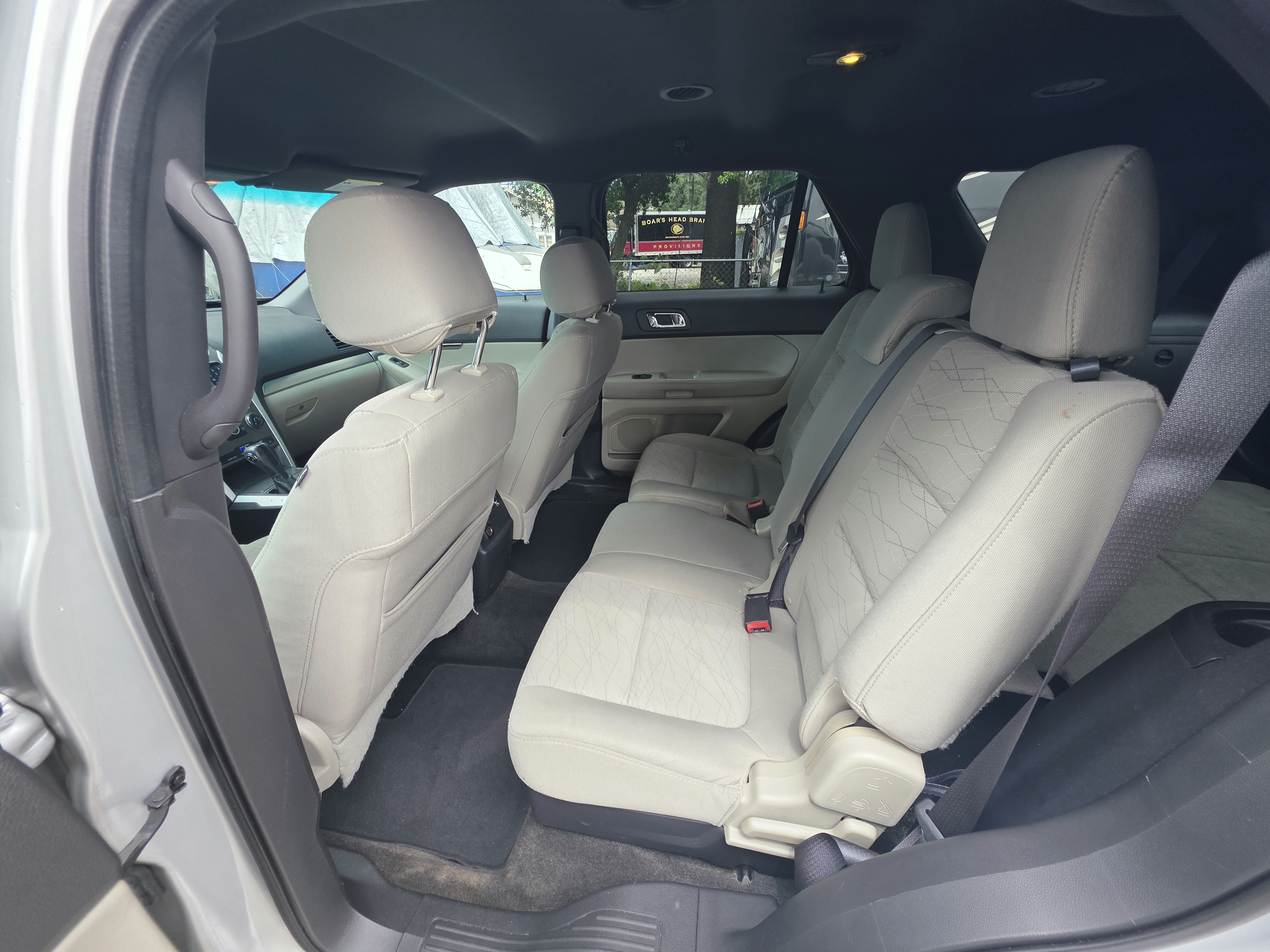 2015 Ford Explorer thumbnail 15