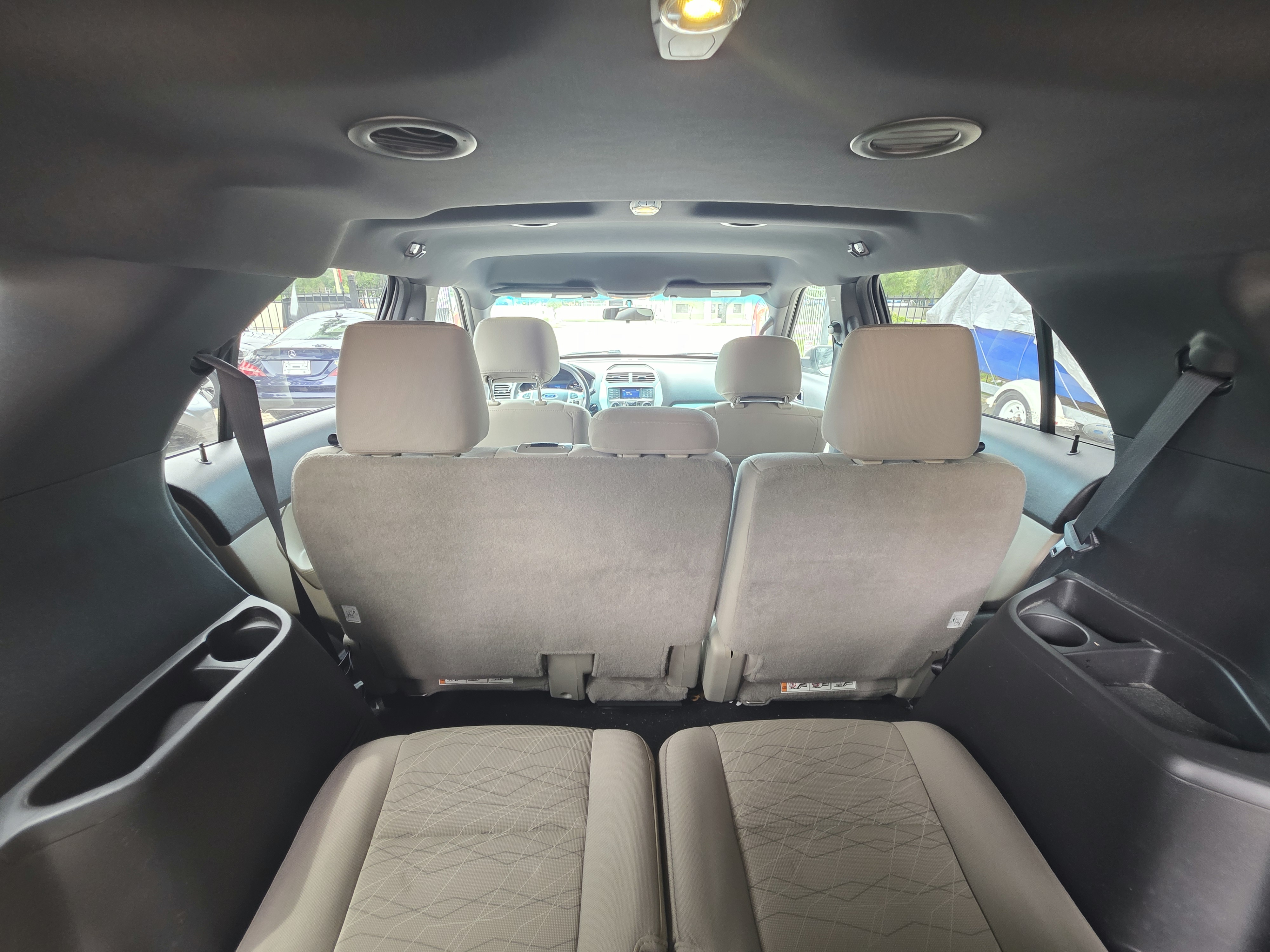 2015 Ford Explorer thumbnail 20