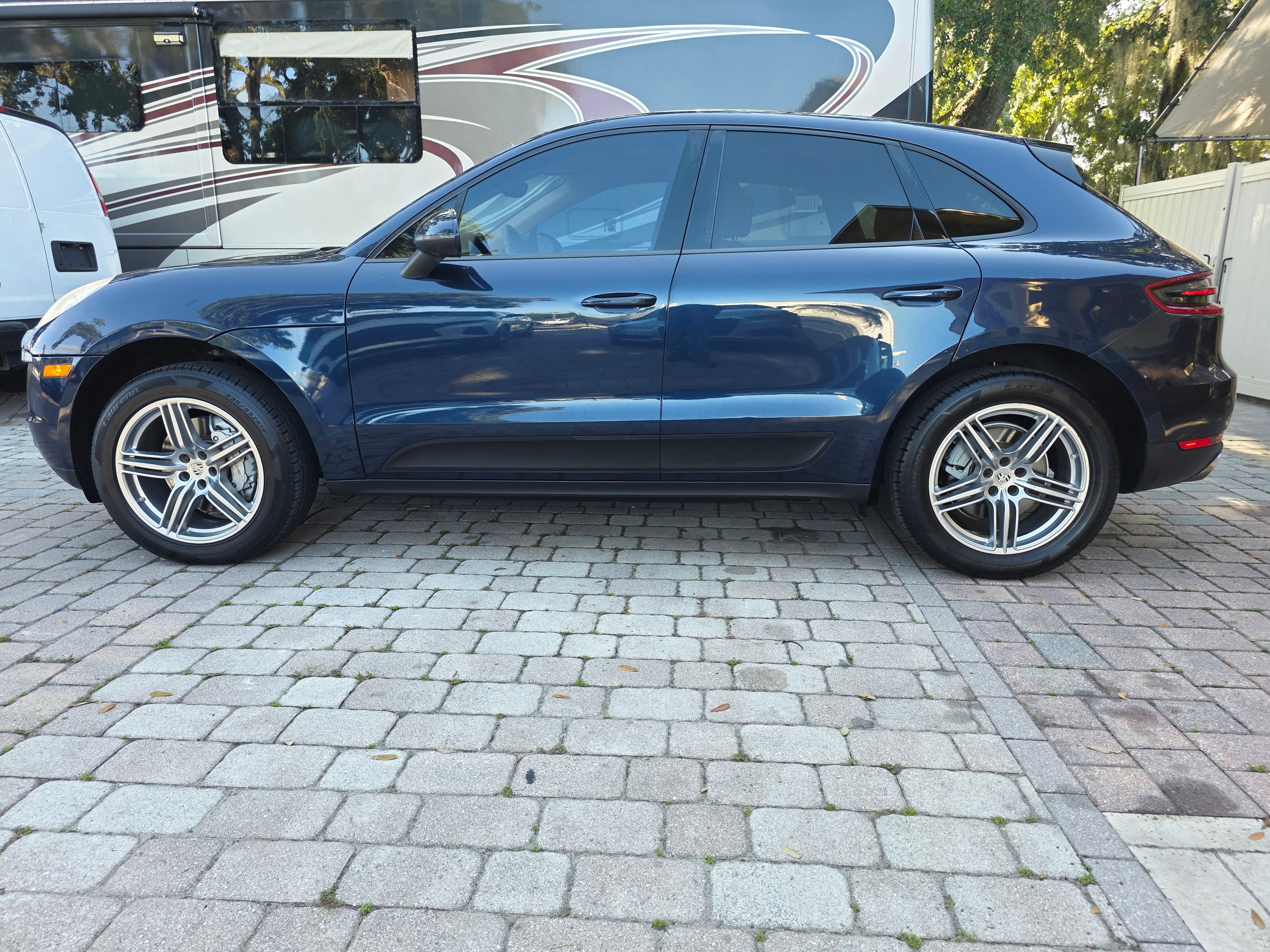 2015 Porsche Macan thumbnail 8