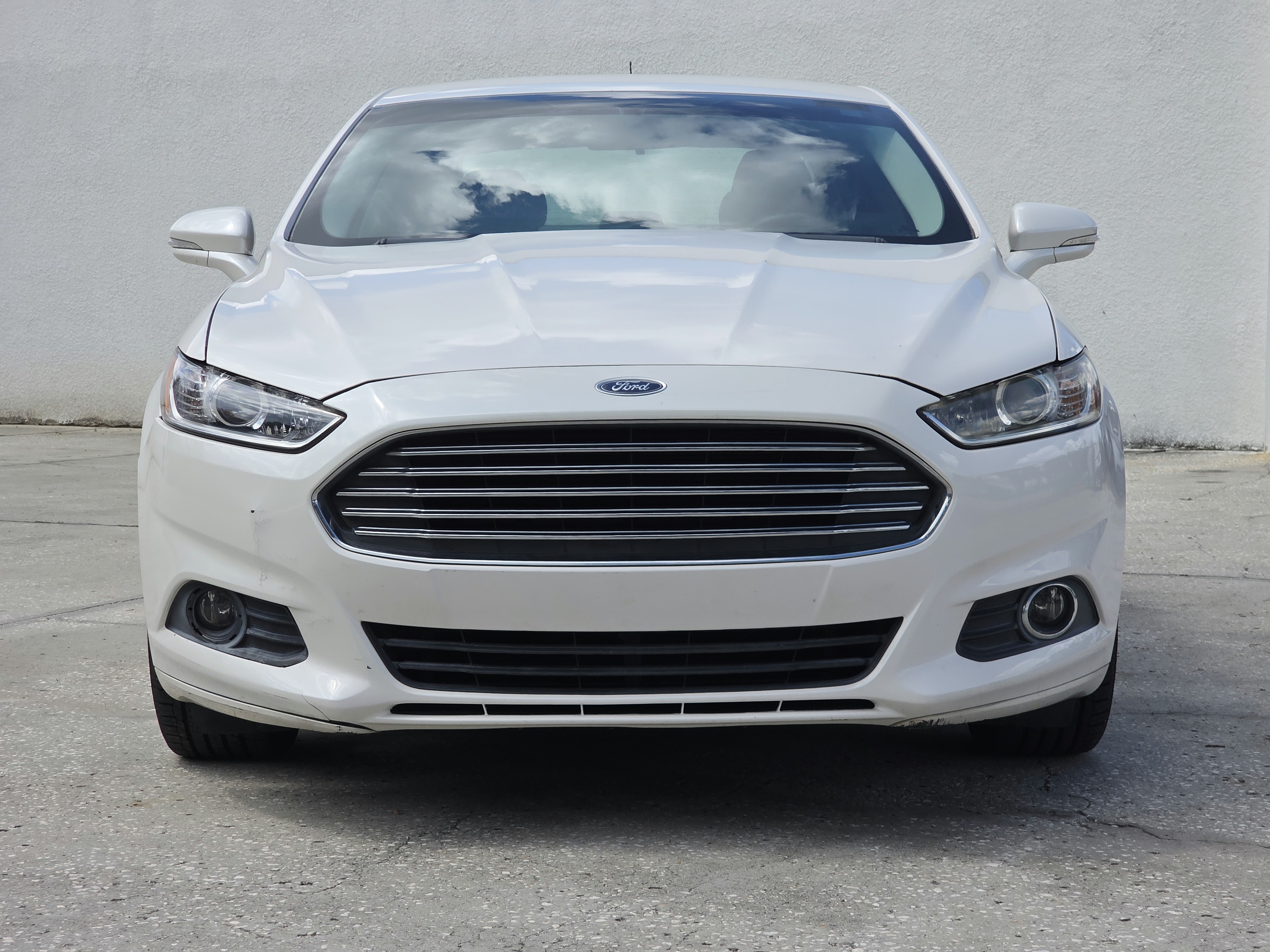 2016 Ford Fusion thumbnail 2