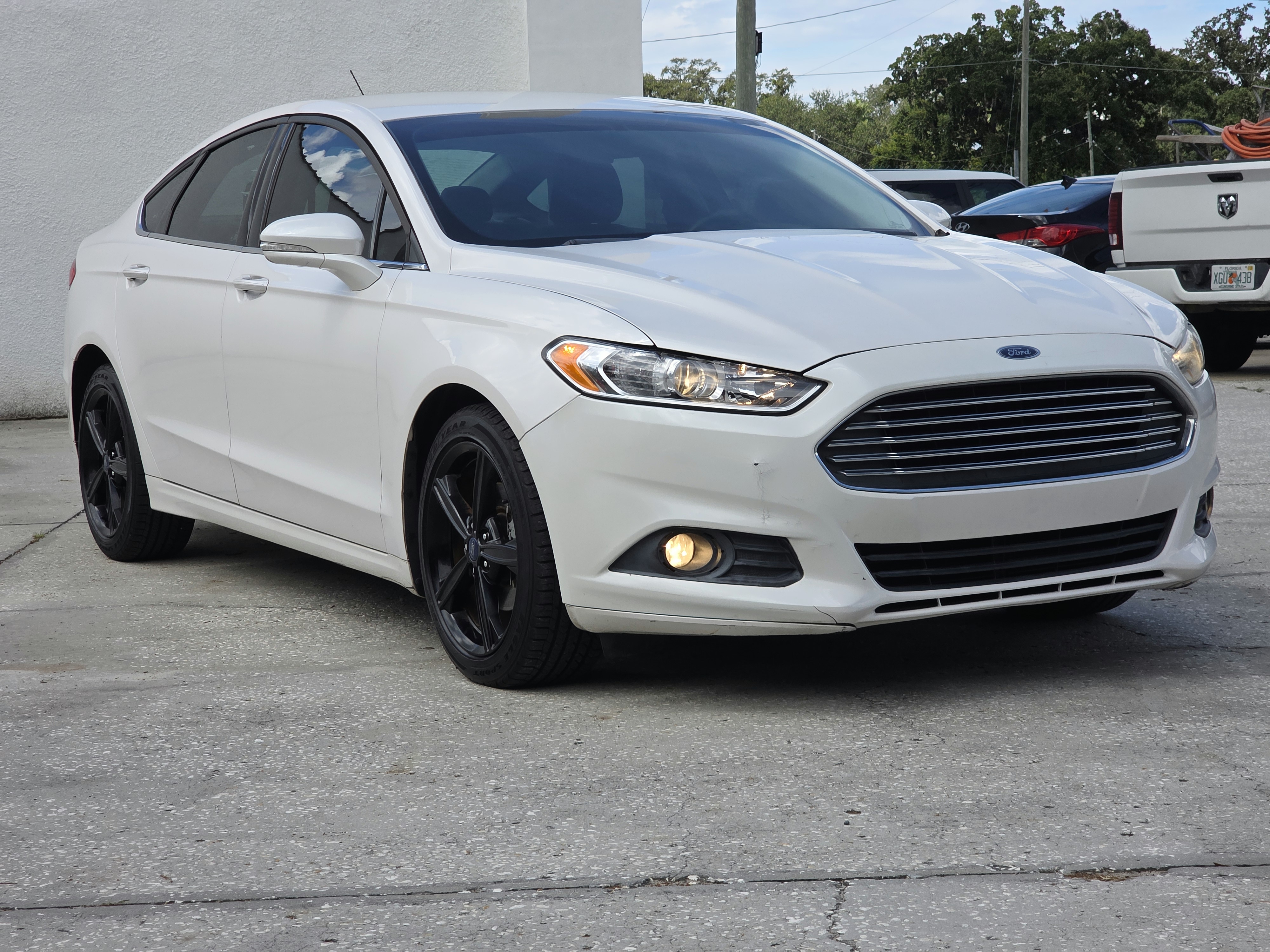 2016 Ford Fusion thumbnail 6