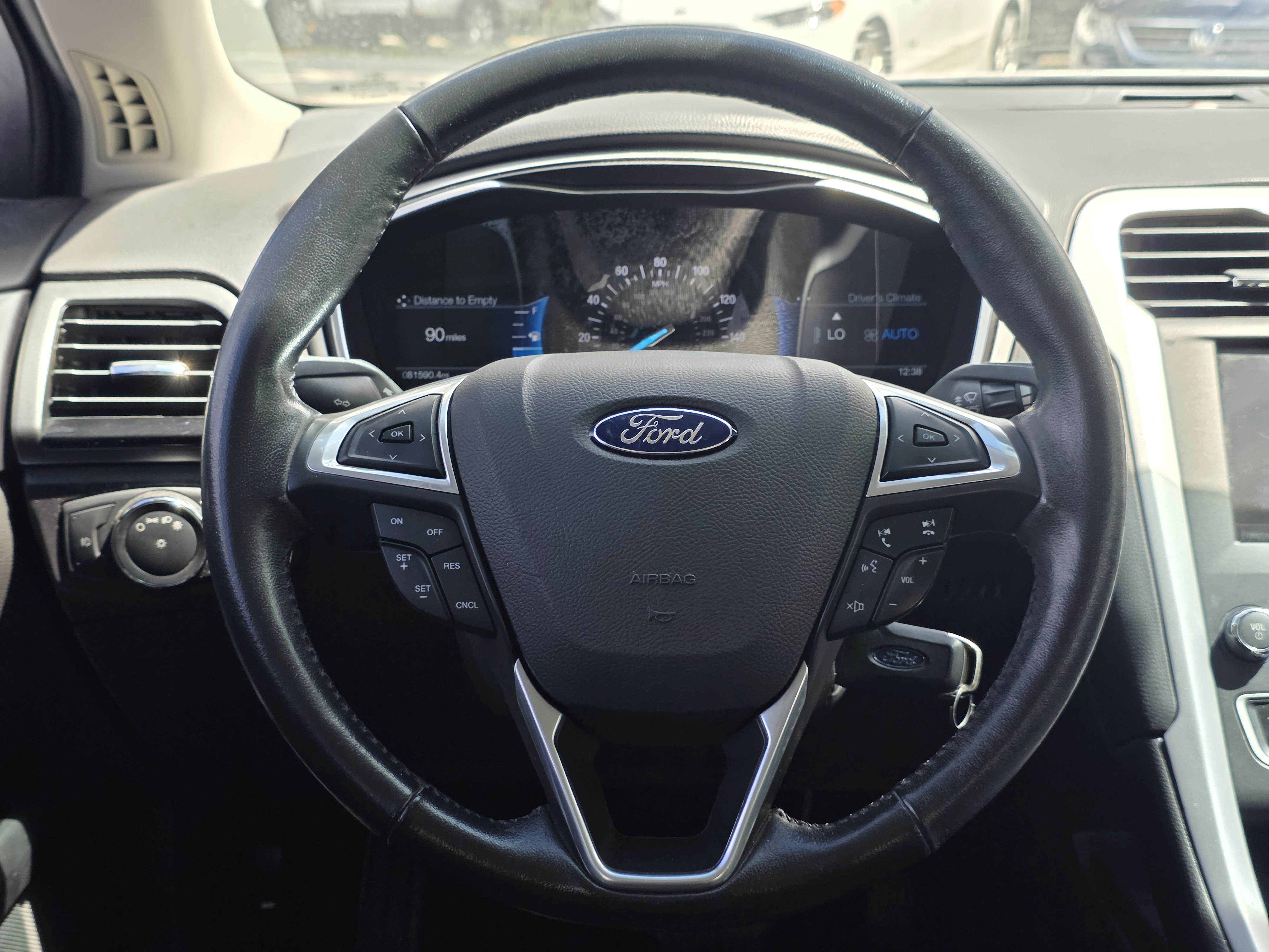 2016 Ford Fusion thumbnail 17