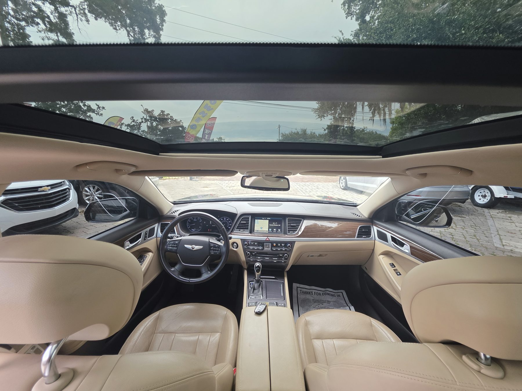 2016 Hyundai Genesis thumbnail 13