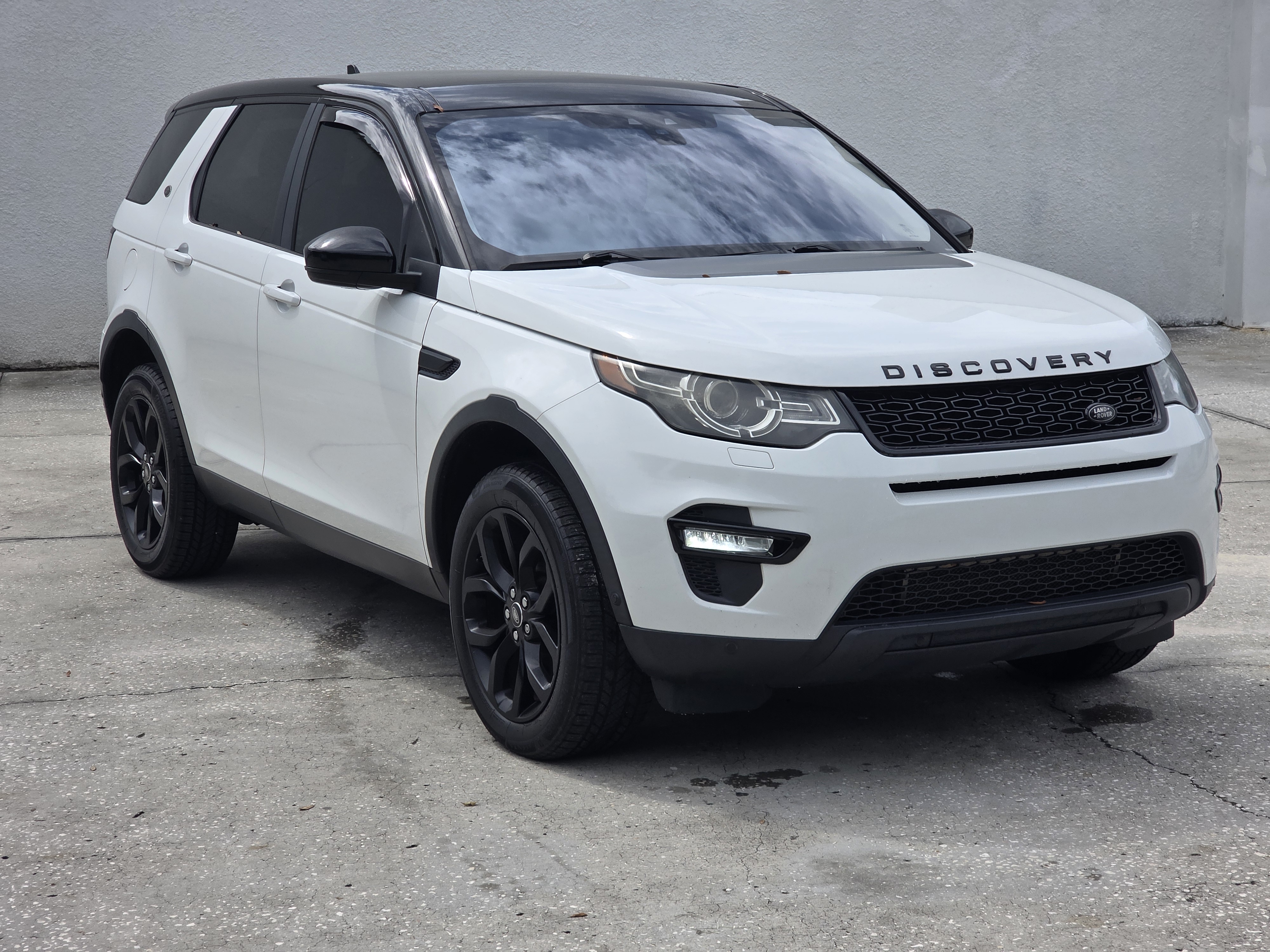 2016 Land Rover Discovery Sport — photo 1