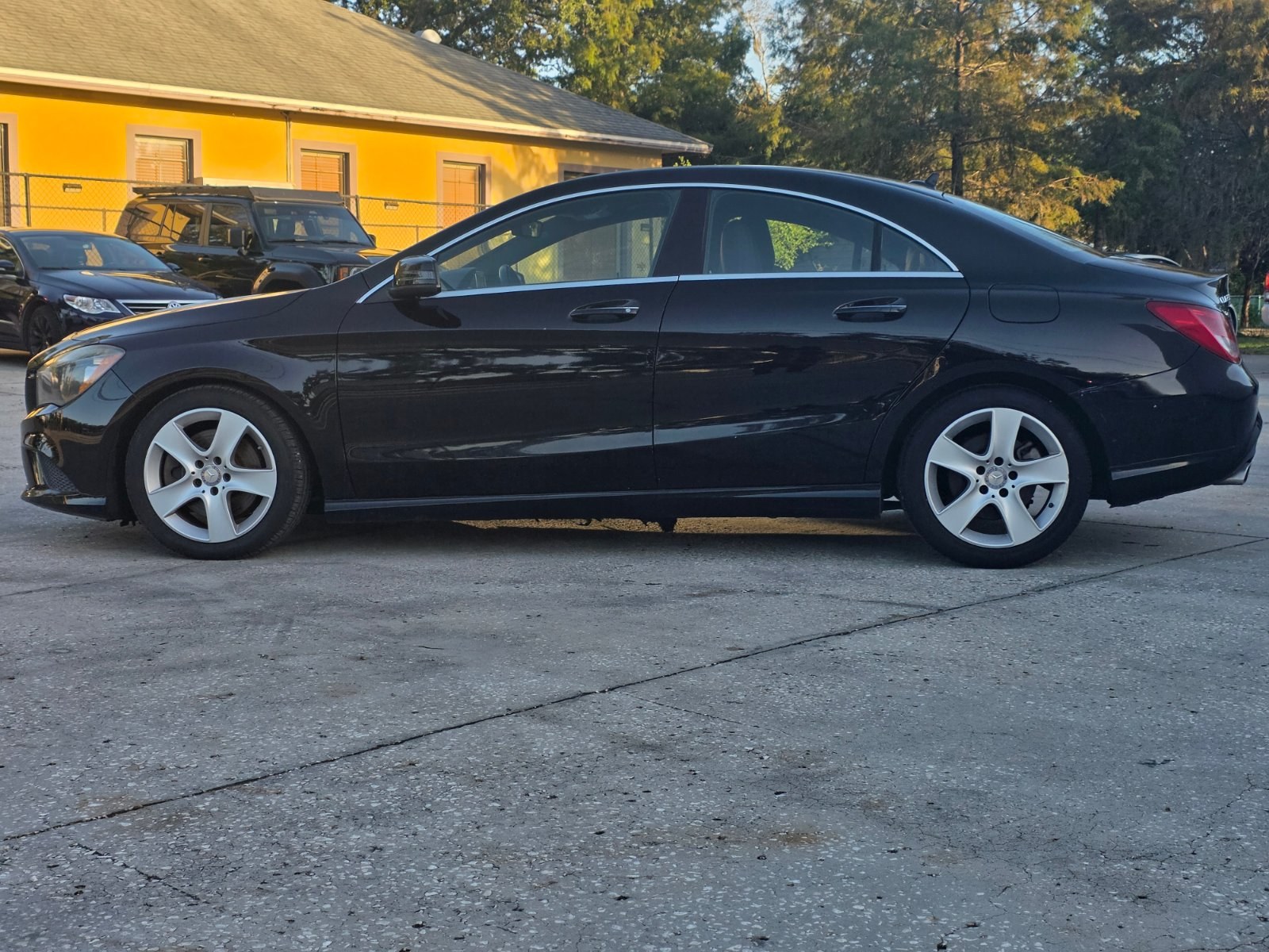 2016 Mercedes-Benz CLA-Class thumbnail 9