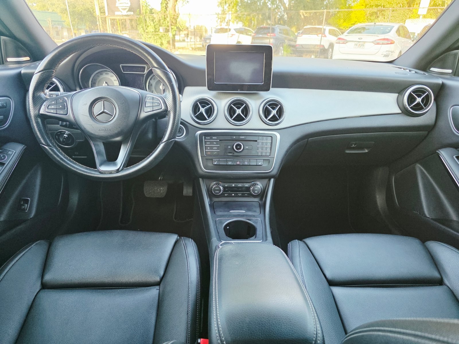 2016 Mercedes-Benz CLA-Class thumbnail 15