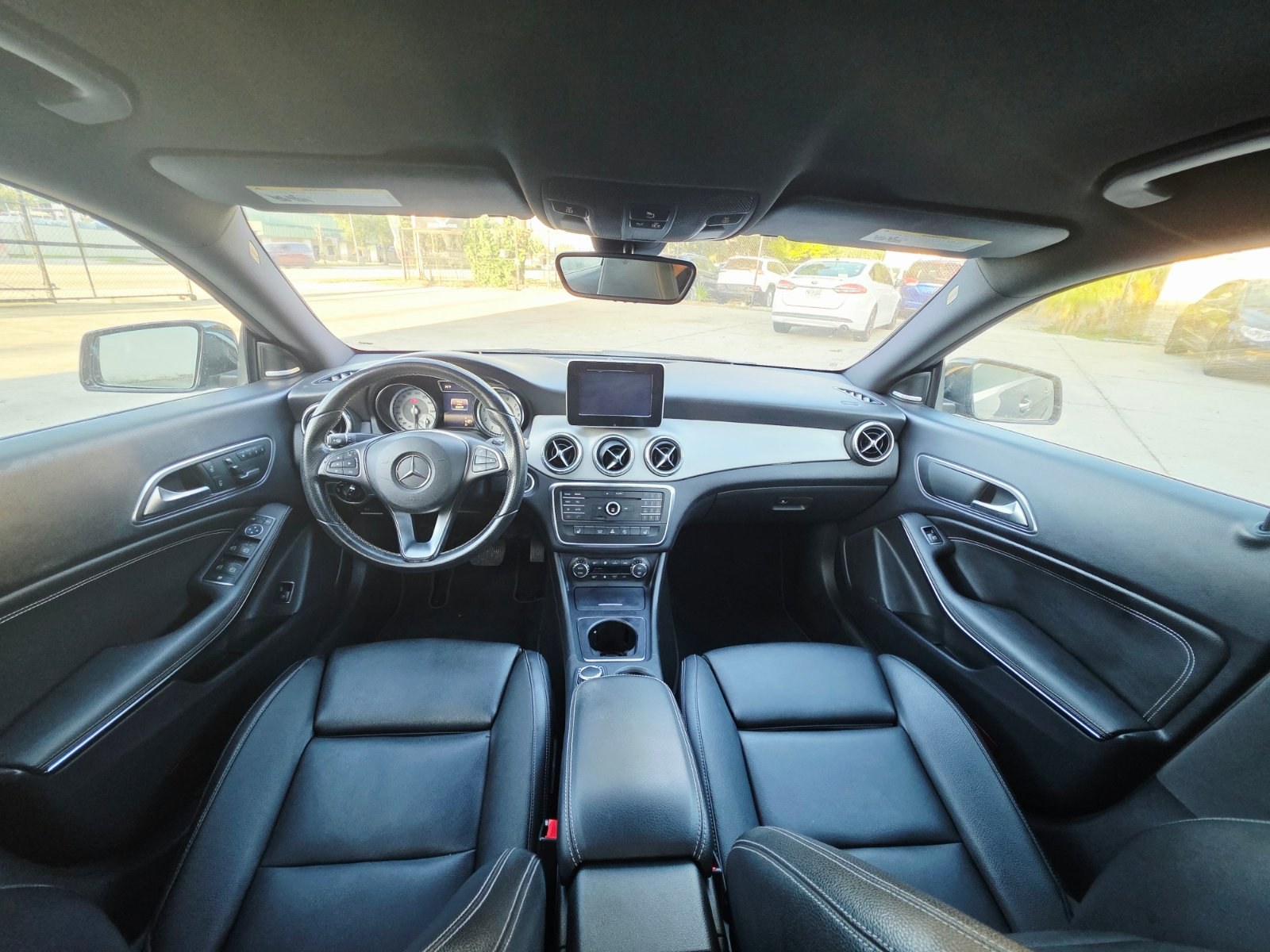 2016 Mercedes-Benz CLA-Class thumbnail 14