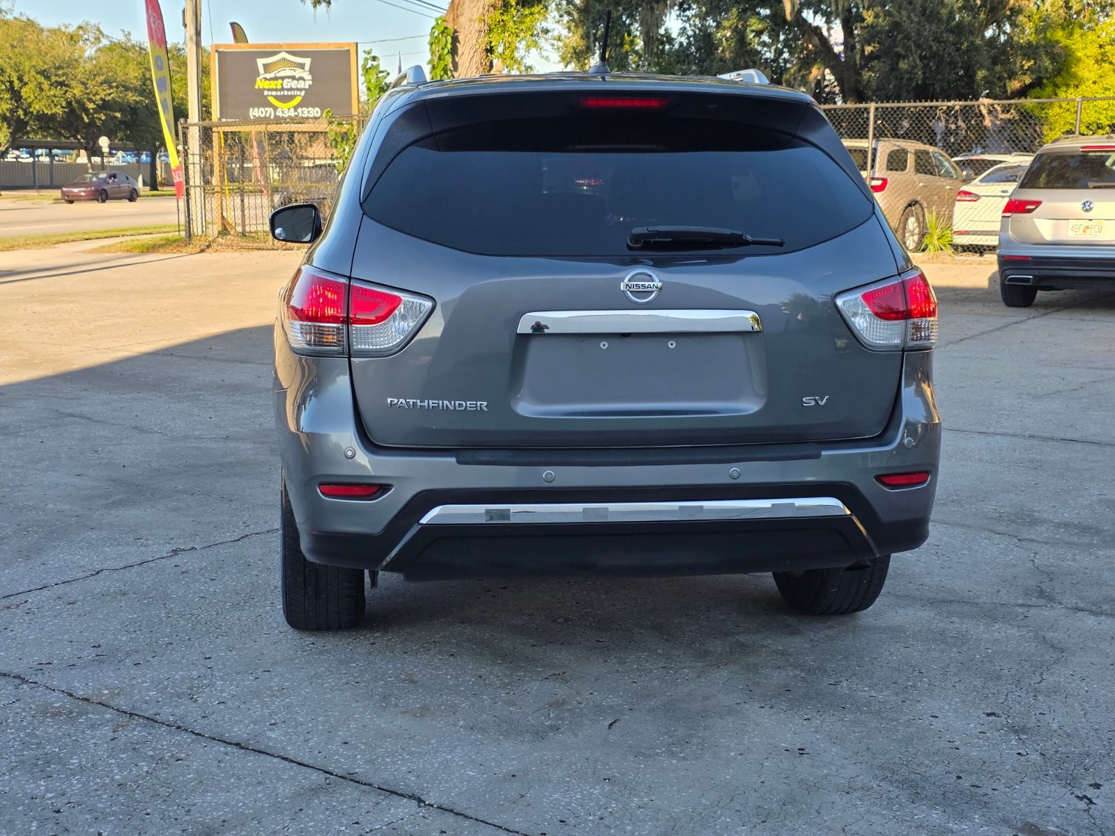 2016 Nissan Pathfinder thumbnail 7