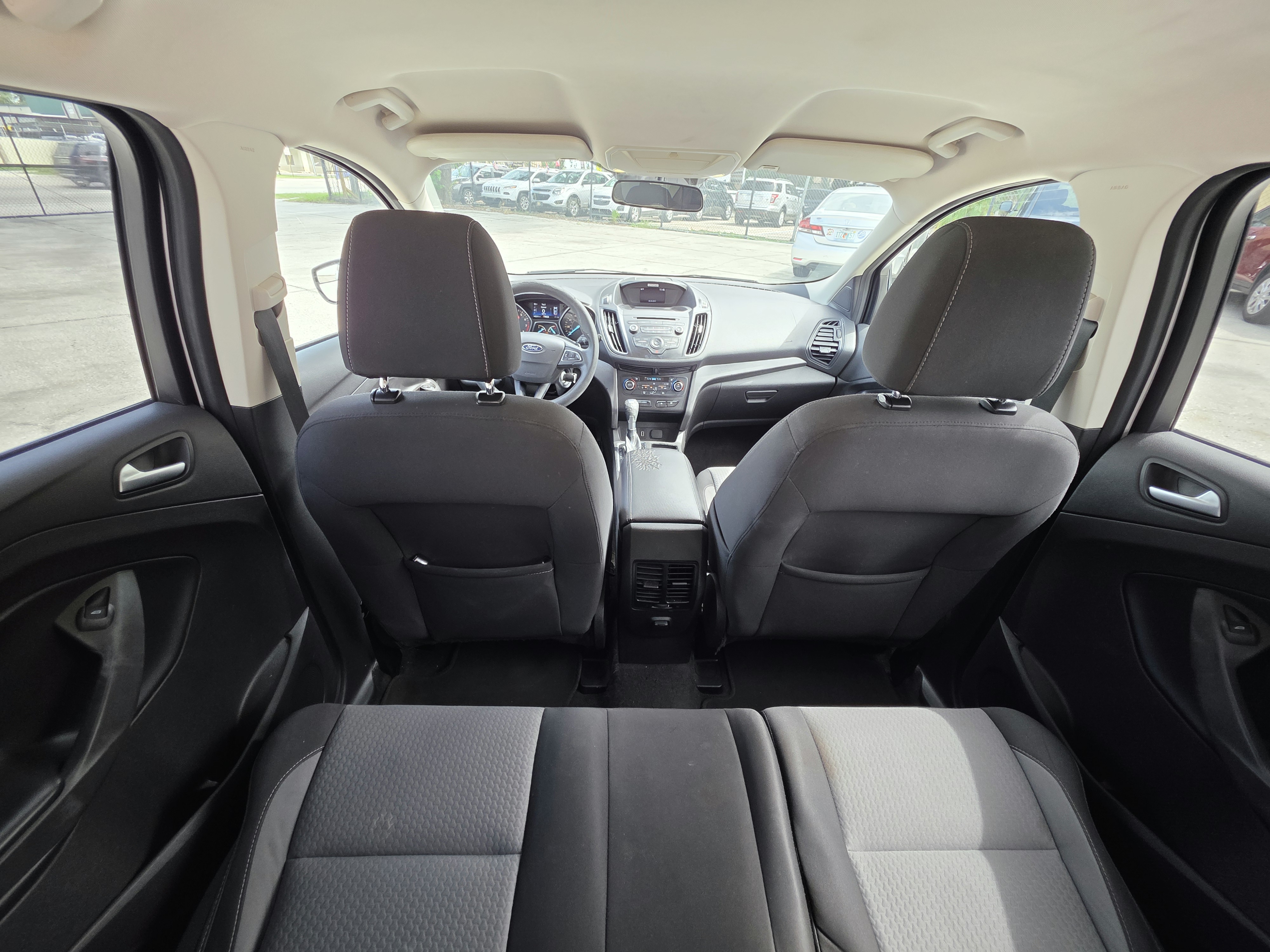 2017 Ford Escape thumbnail 11