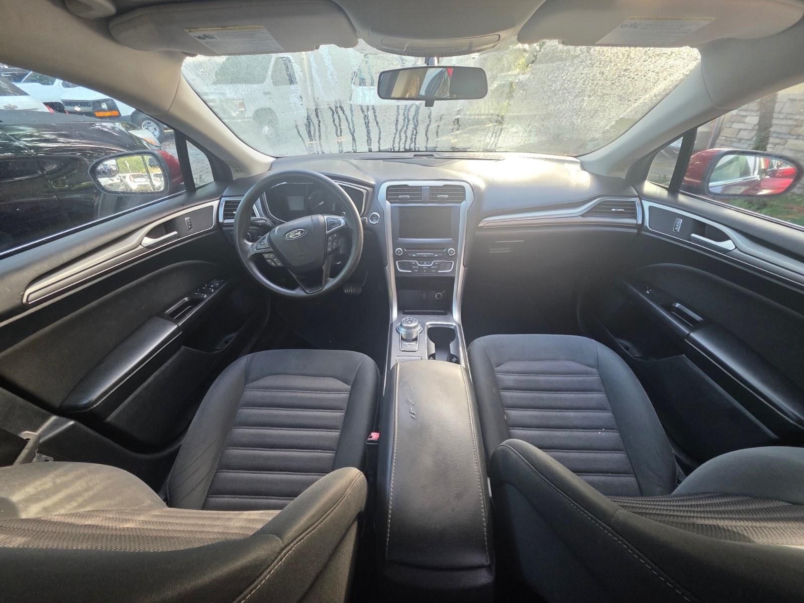2017 Ford Fusion thumbnail 10