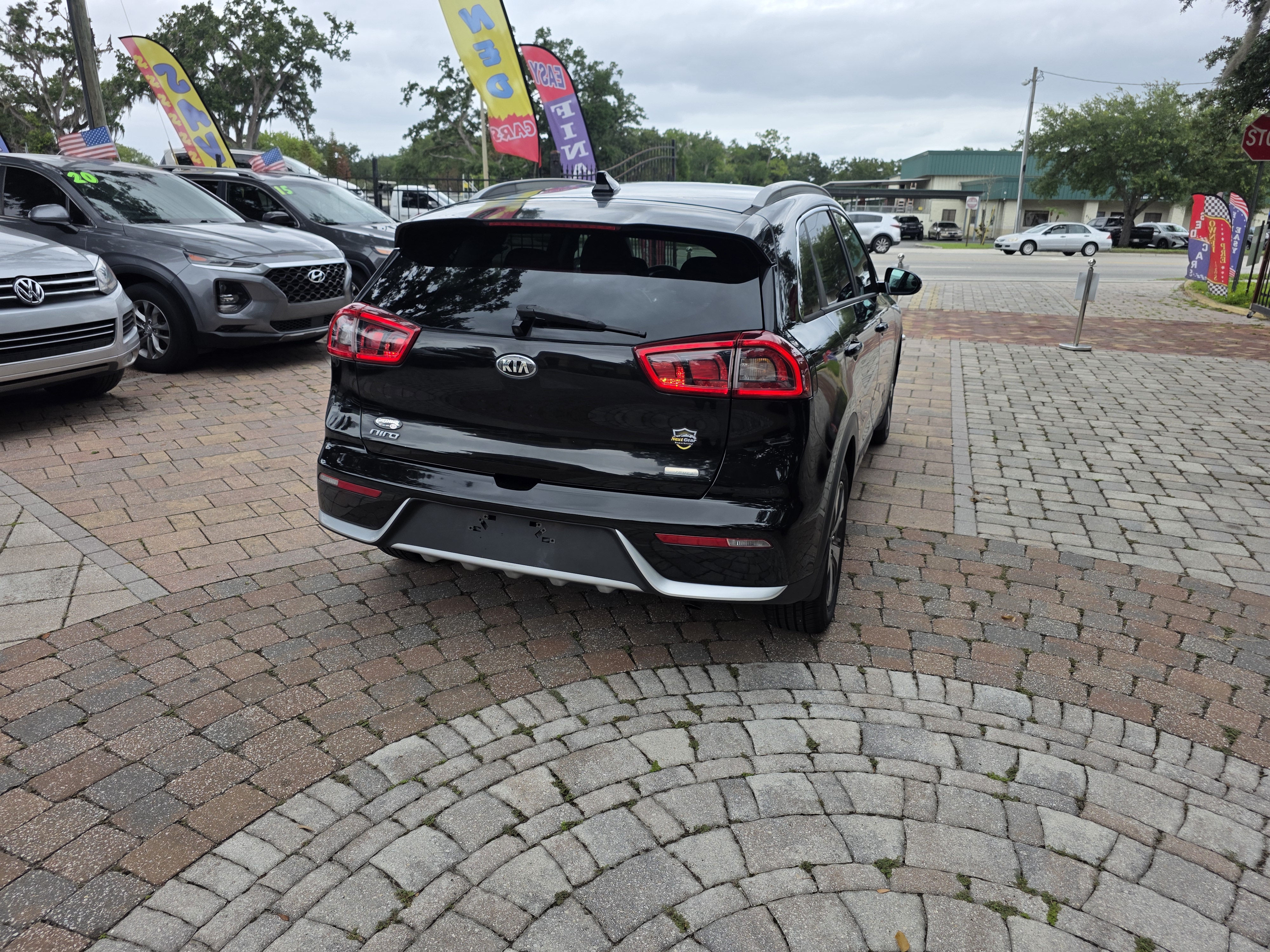 2017 Kia Niro thumbnail 6