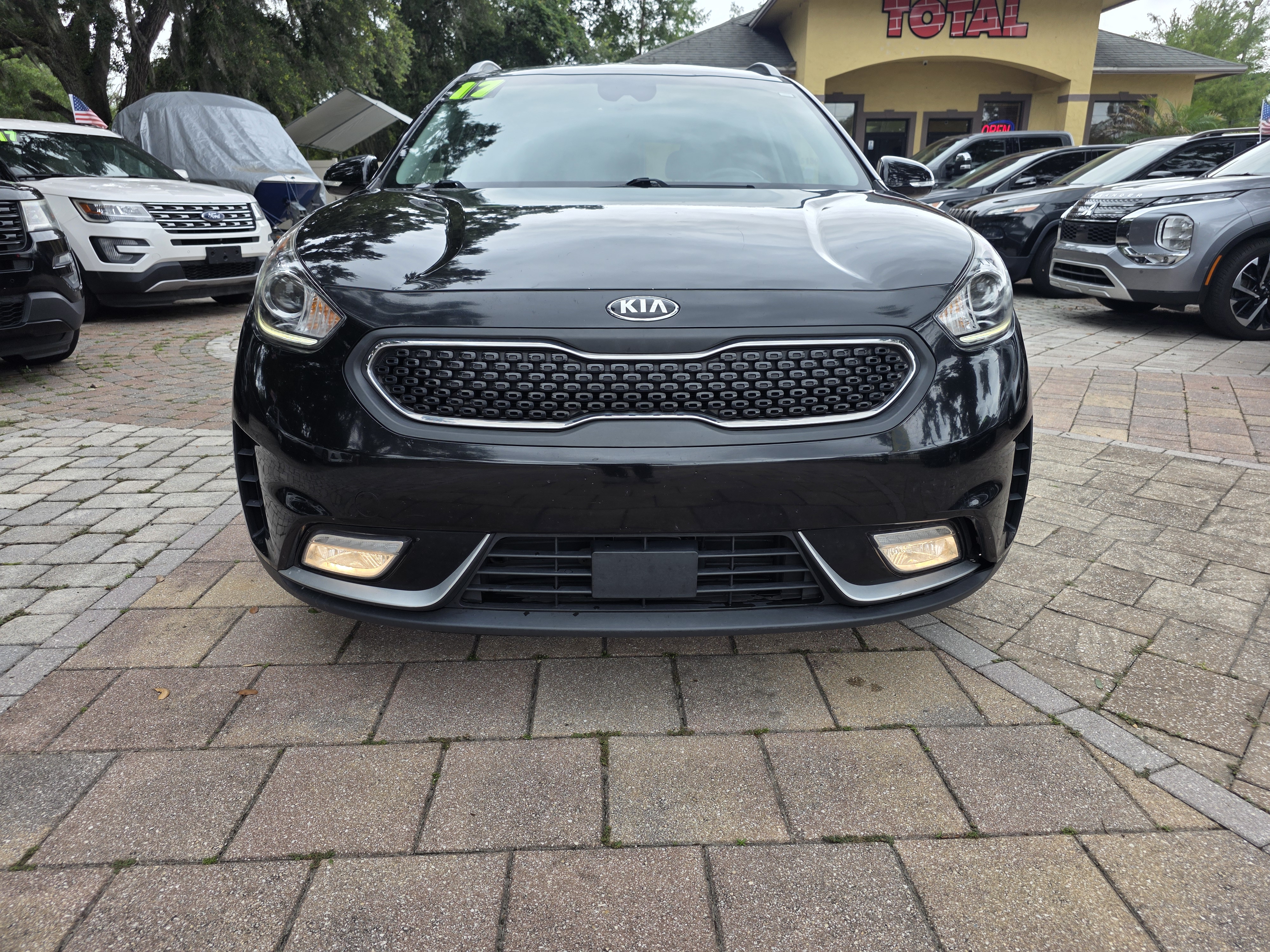 2017 Kia Niro — photo 1
