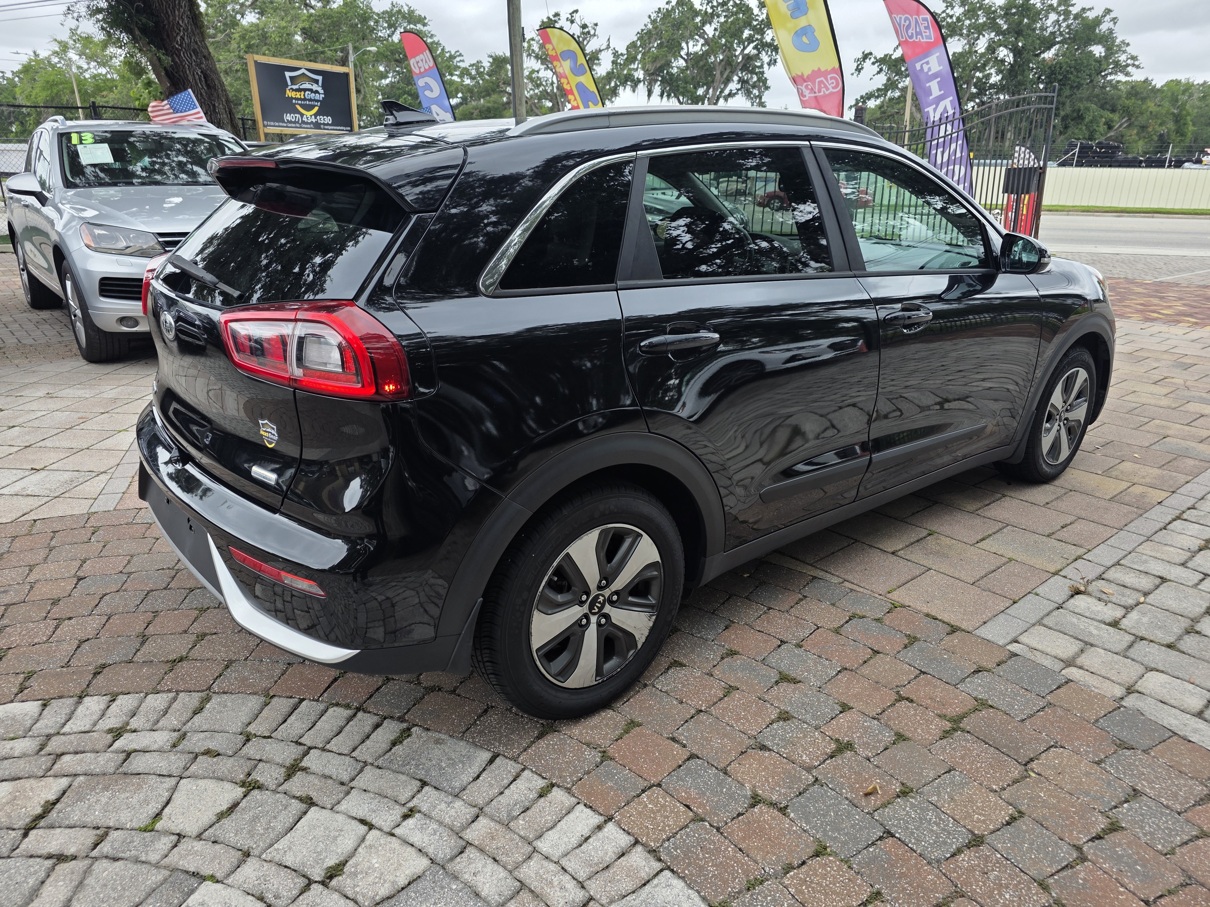 2017 Kia Niro thumbnail 5