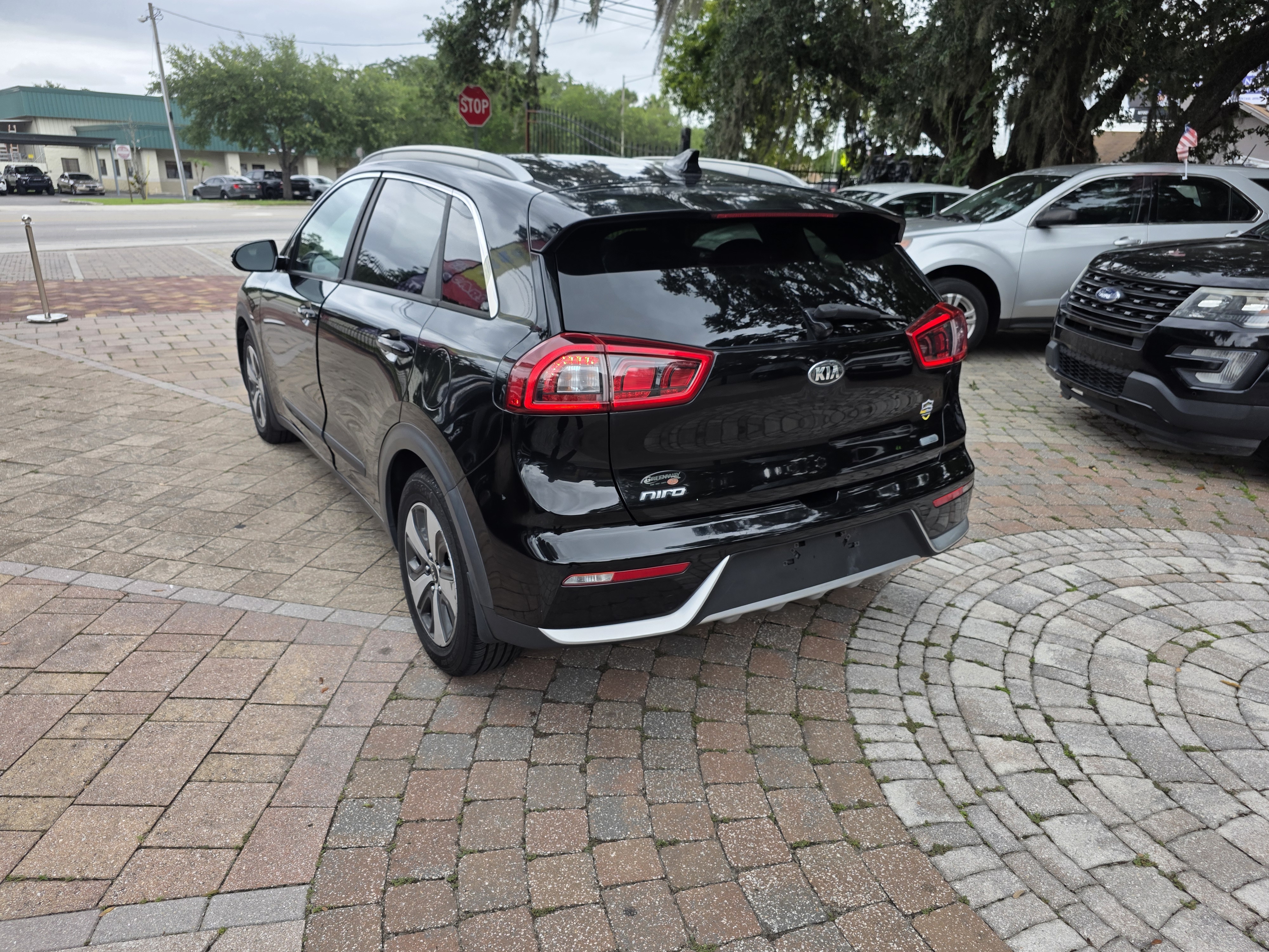 2017 Kia Niro thumbnail 7