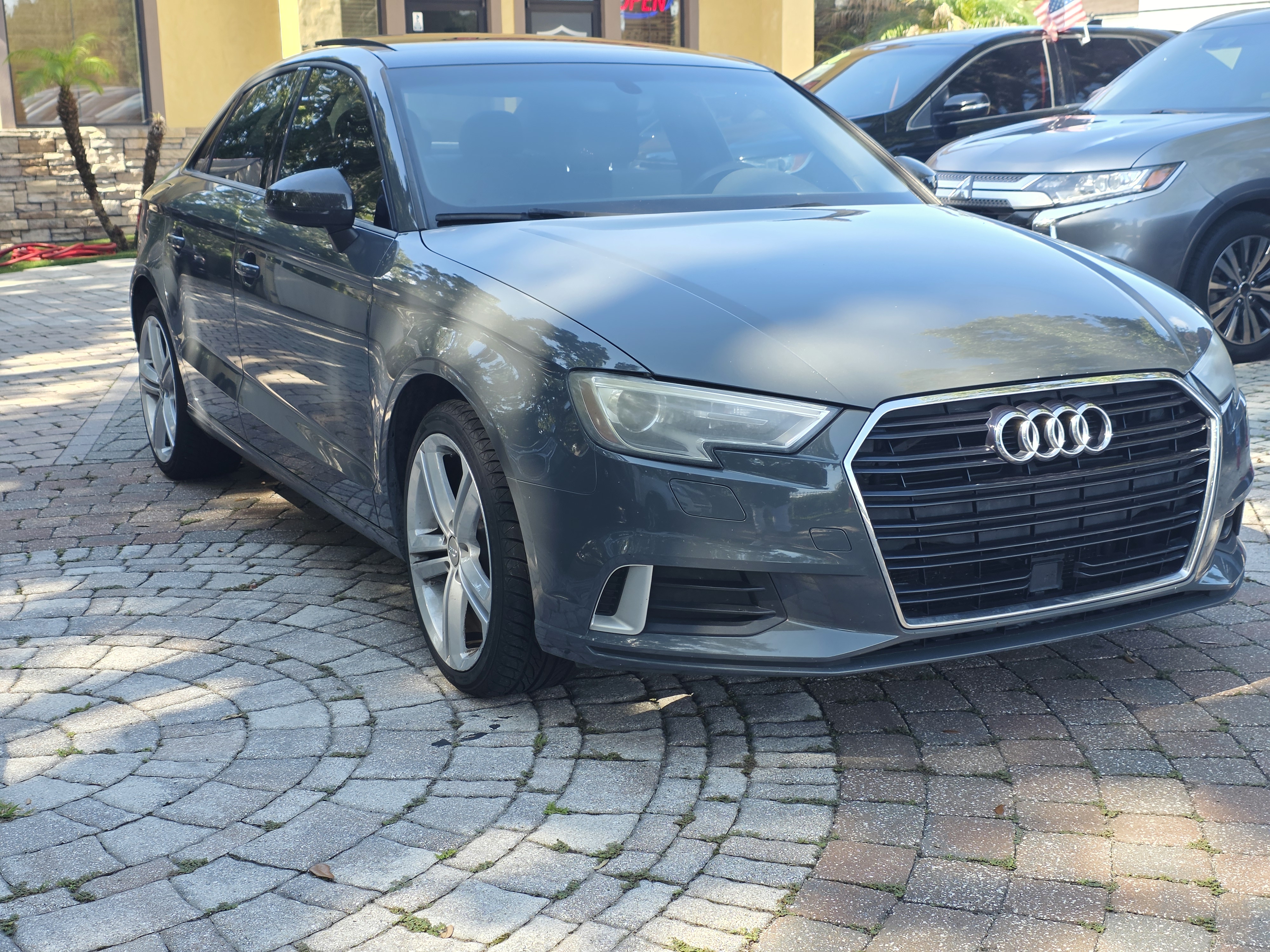 2018 Audi A3 thumbnail 4