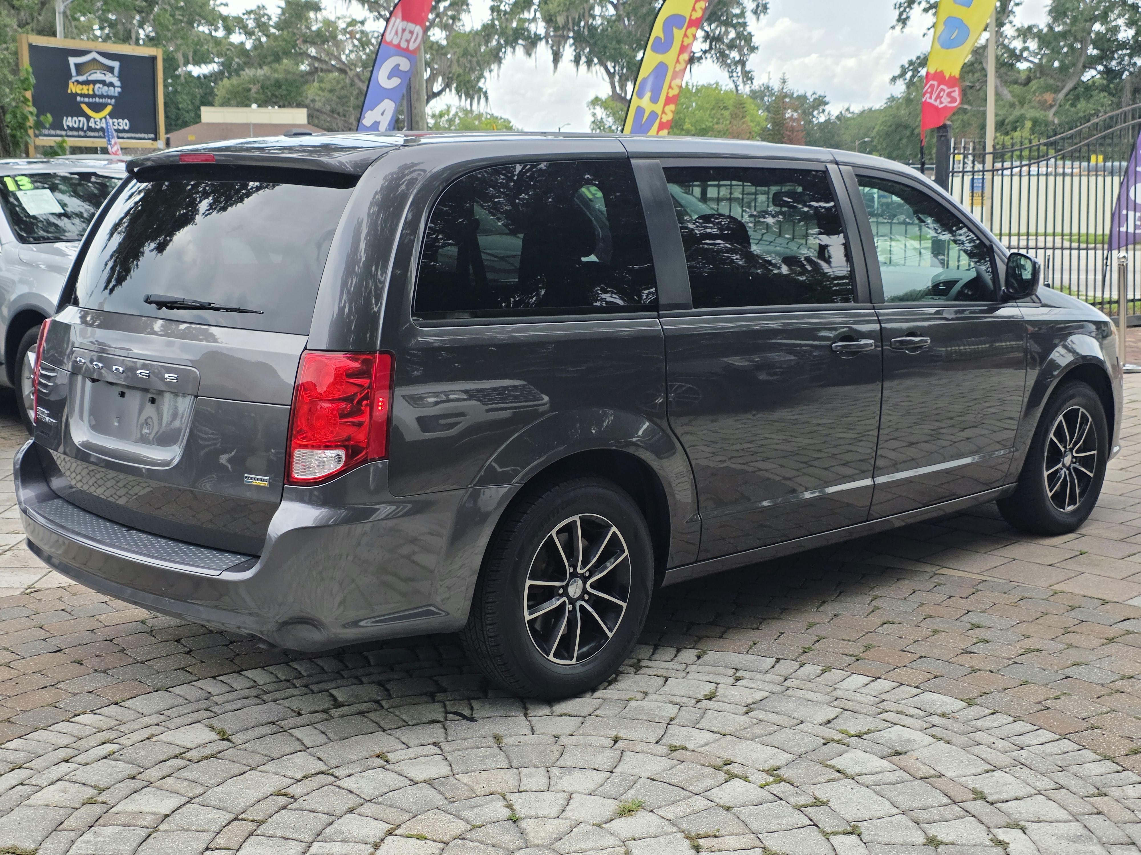 2018 Dodge Grand Caravan thumbnail 7