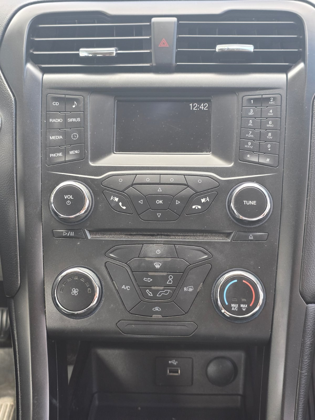 2018 Ford Fusion thumbnail 8