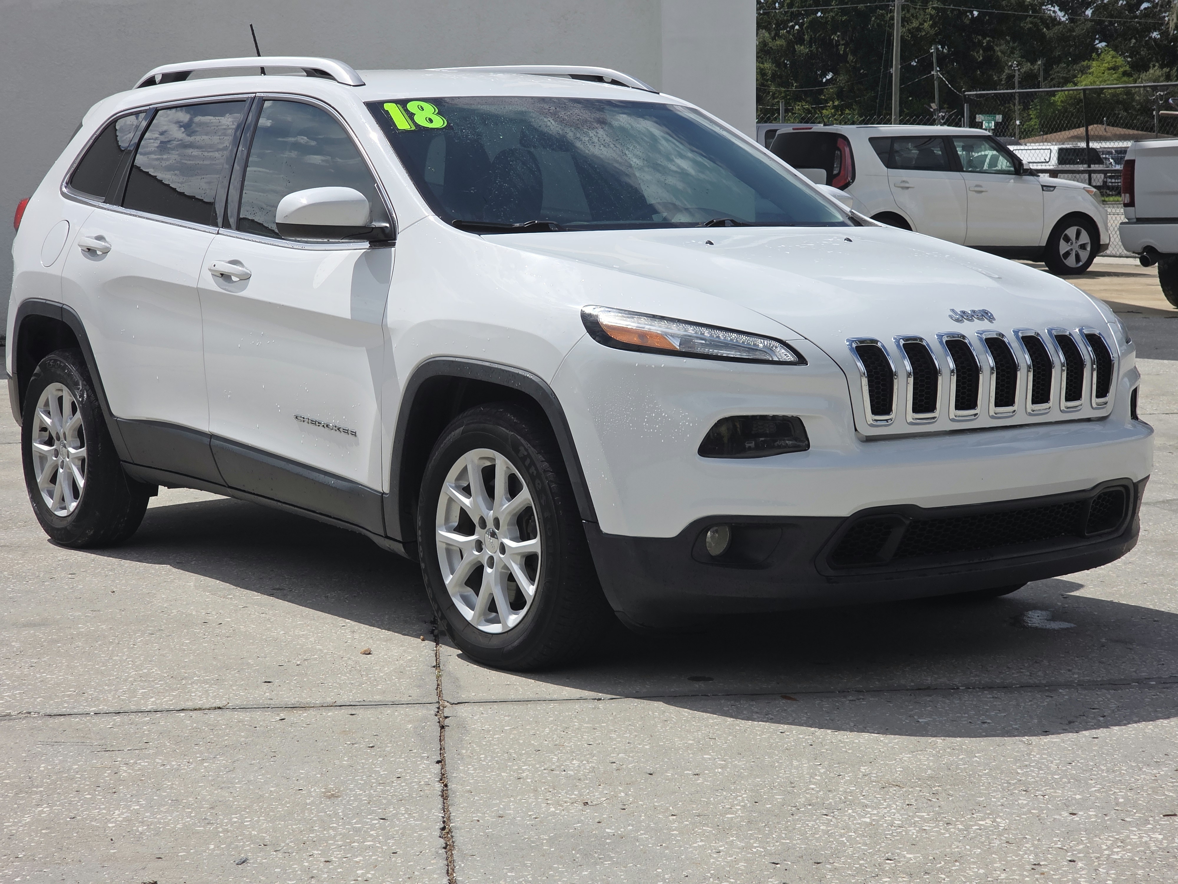 2018 Jeep Cherokee — photo 1