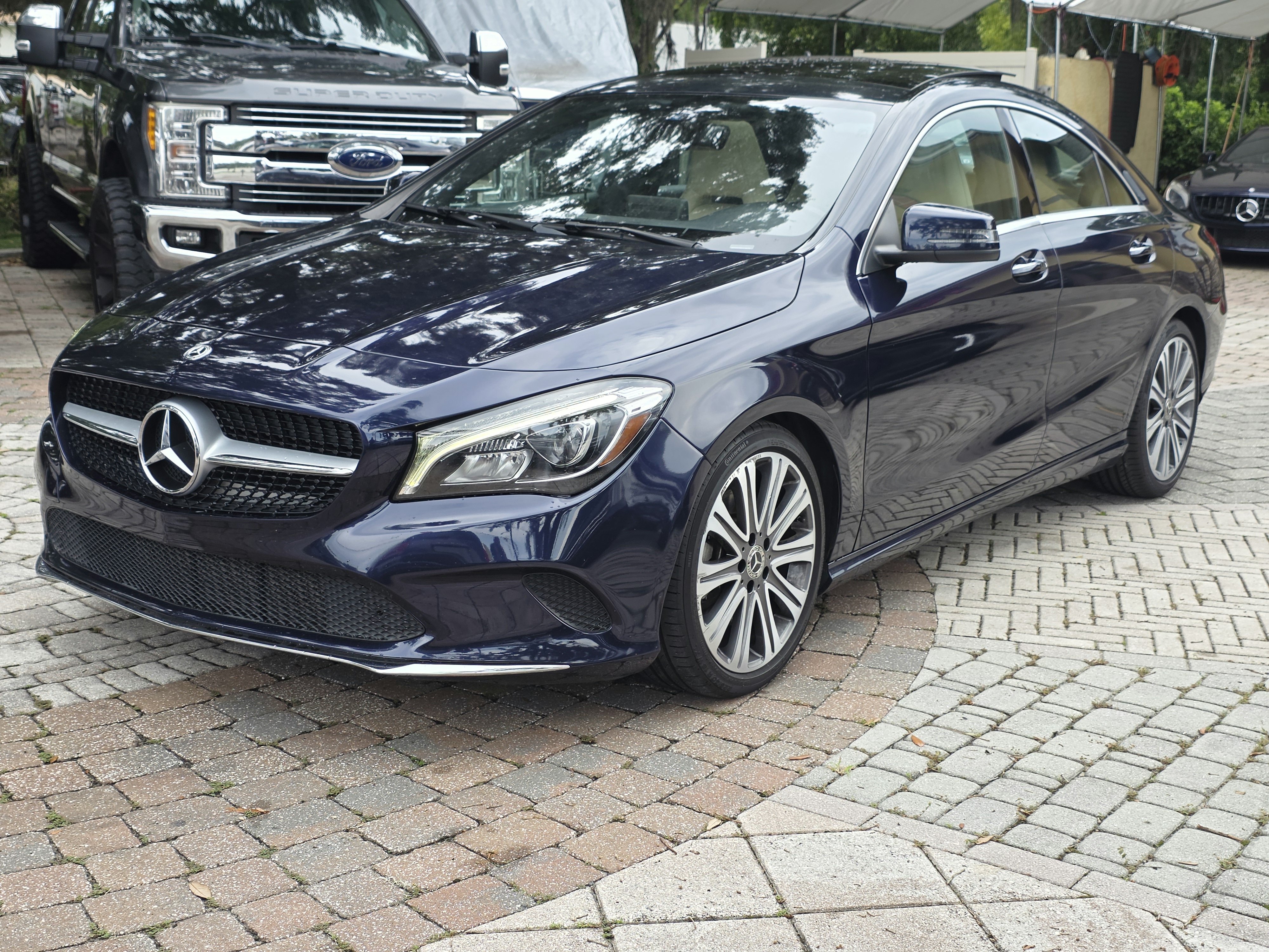2019 Mercedes-Benz CLA 250 thumbnail 3