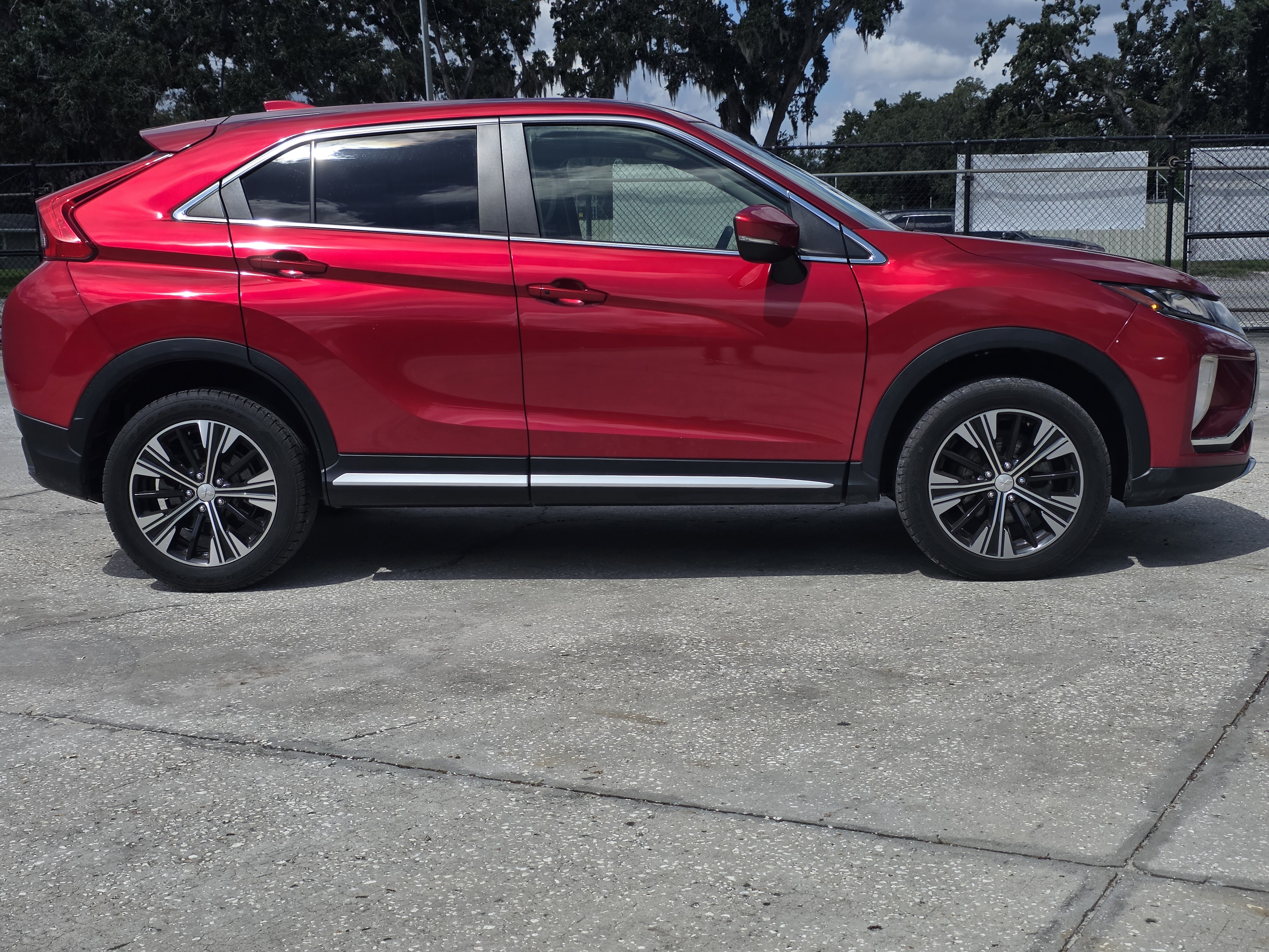 2019 Mitsubishi Eclipse Cross thumbnail 5