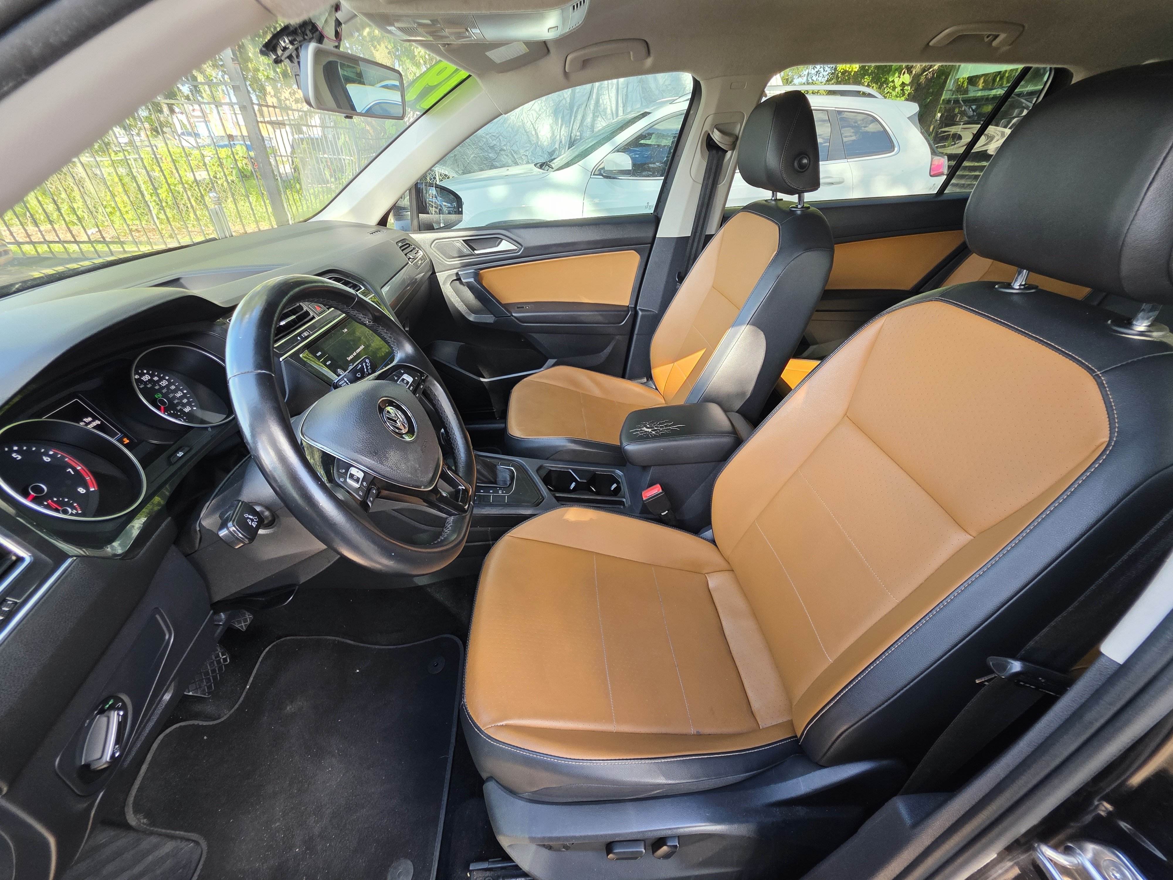 2019 Volkswagen Tiguan thumbnail 13