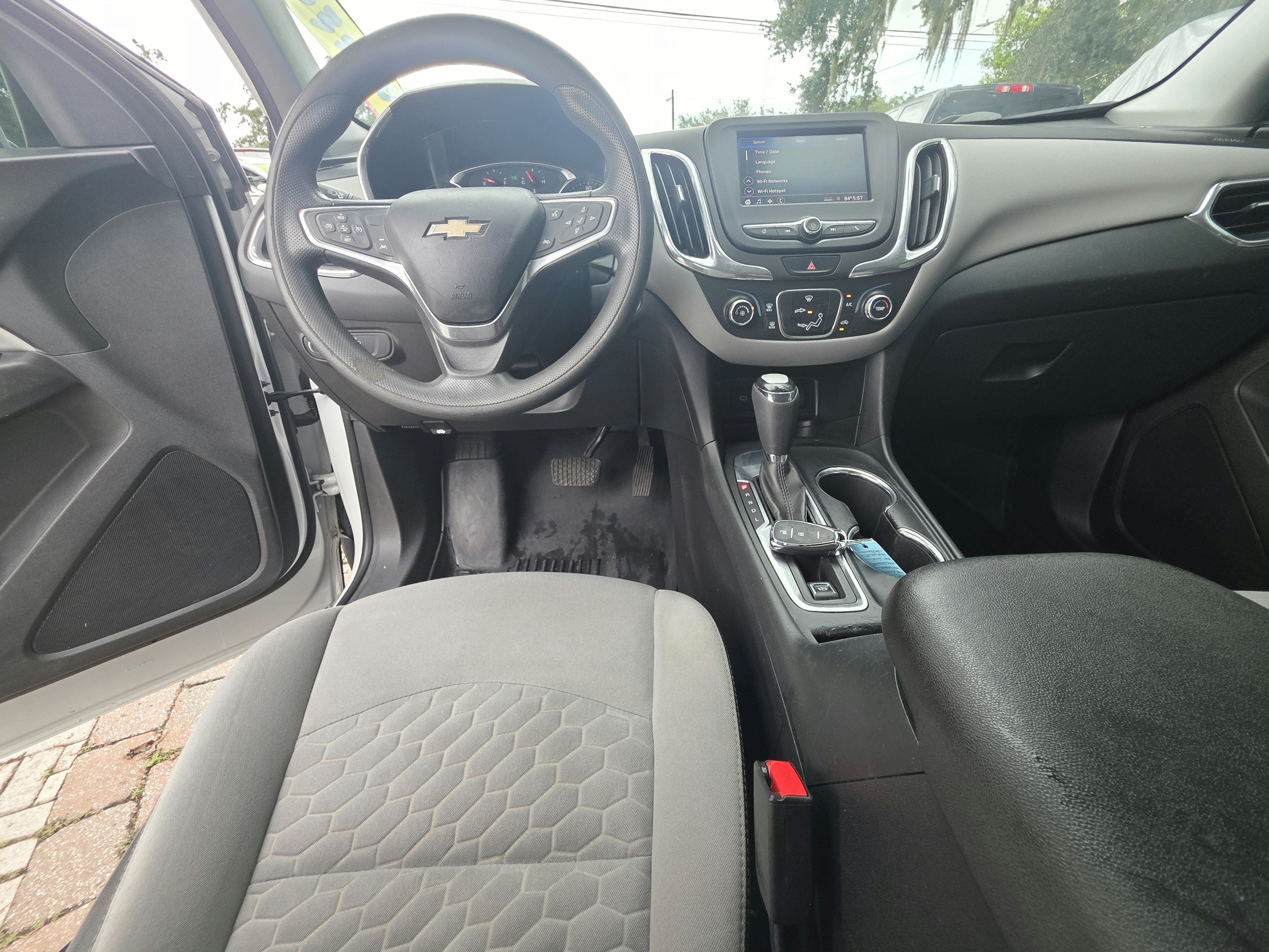 2020 Chevrolet Equinox thumbnail 14