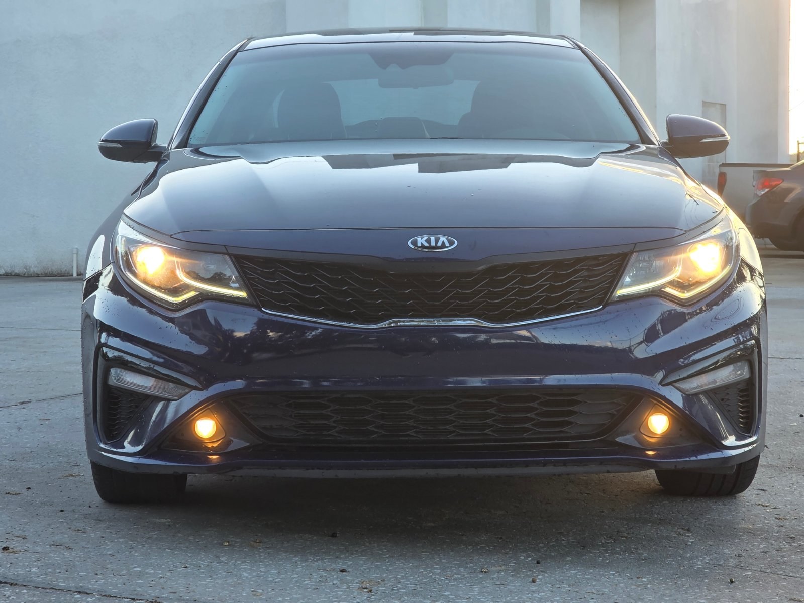 2020 Kia Optima thumbnail 3