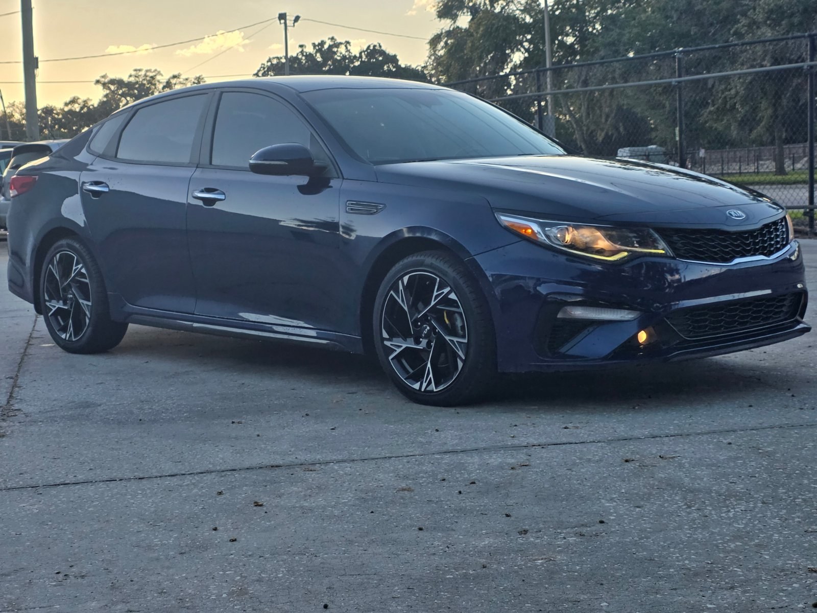 2020 Kia Optima thumbnail 4