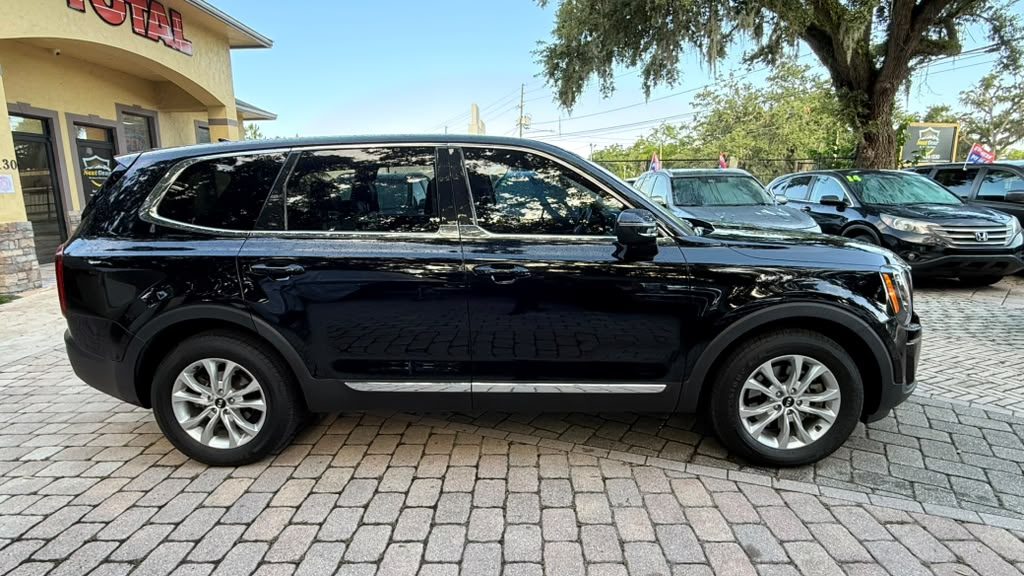 2020 Kia Telluride thumbnail 4